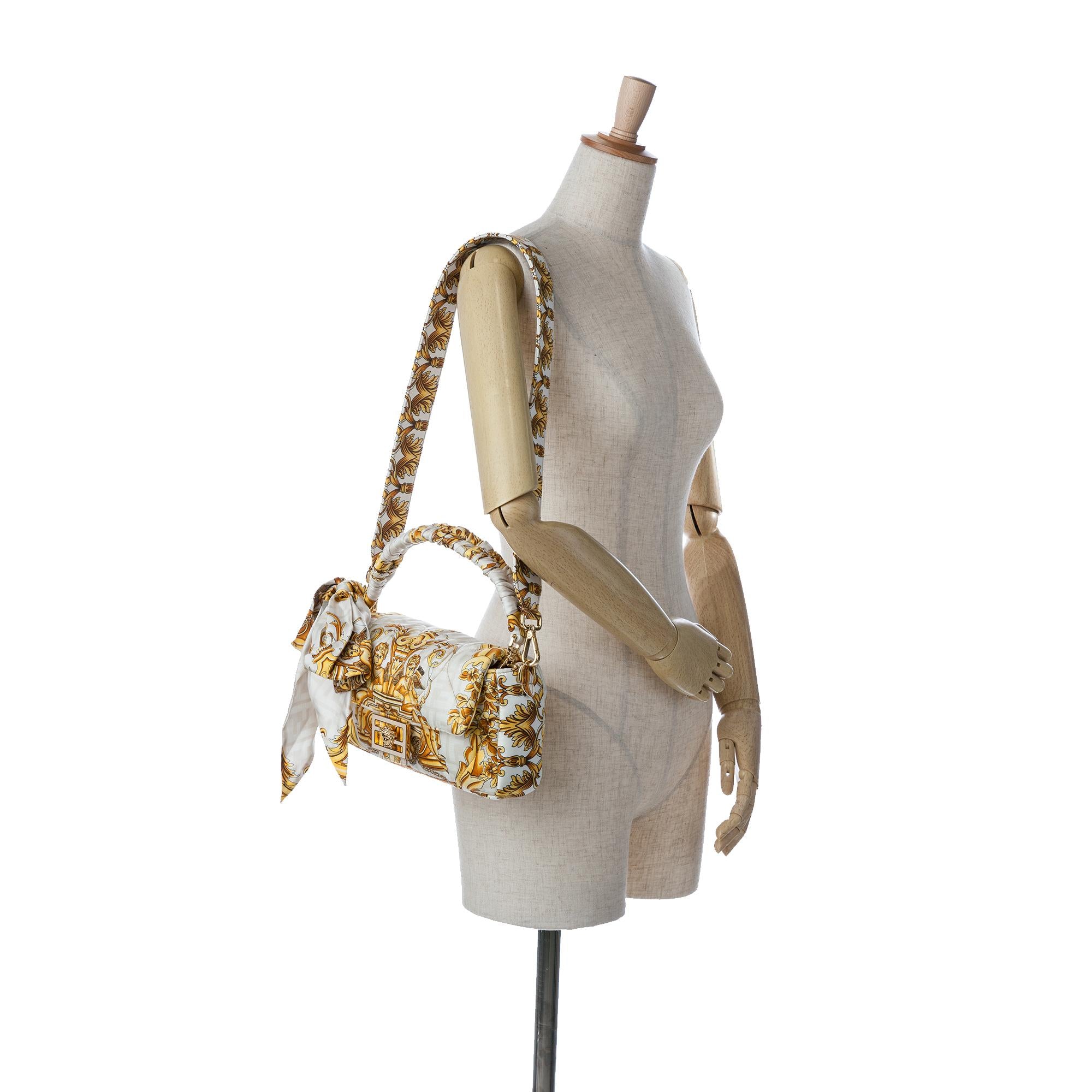 Fendi Versace Fendace Baguette (SHG-tfKYnK)