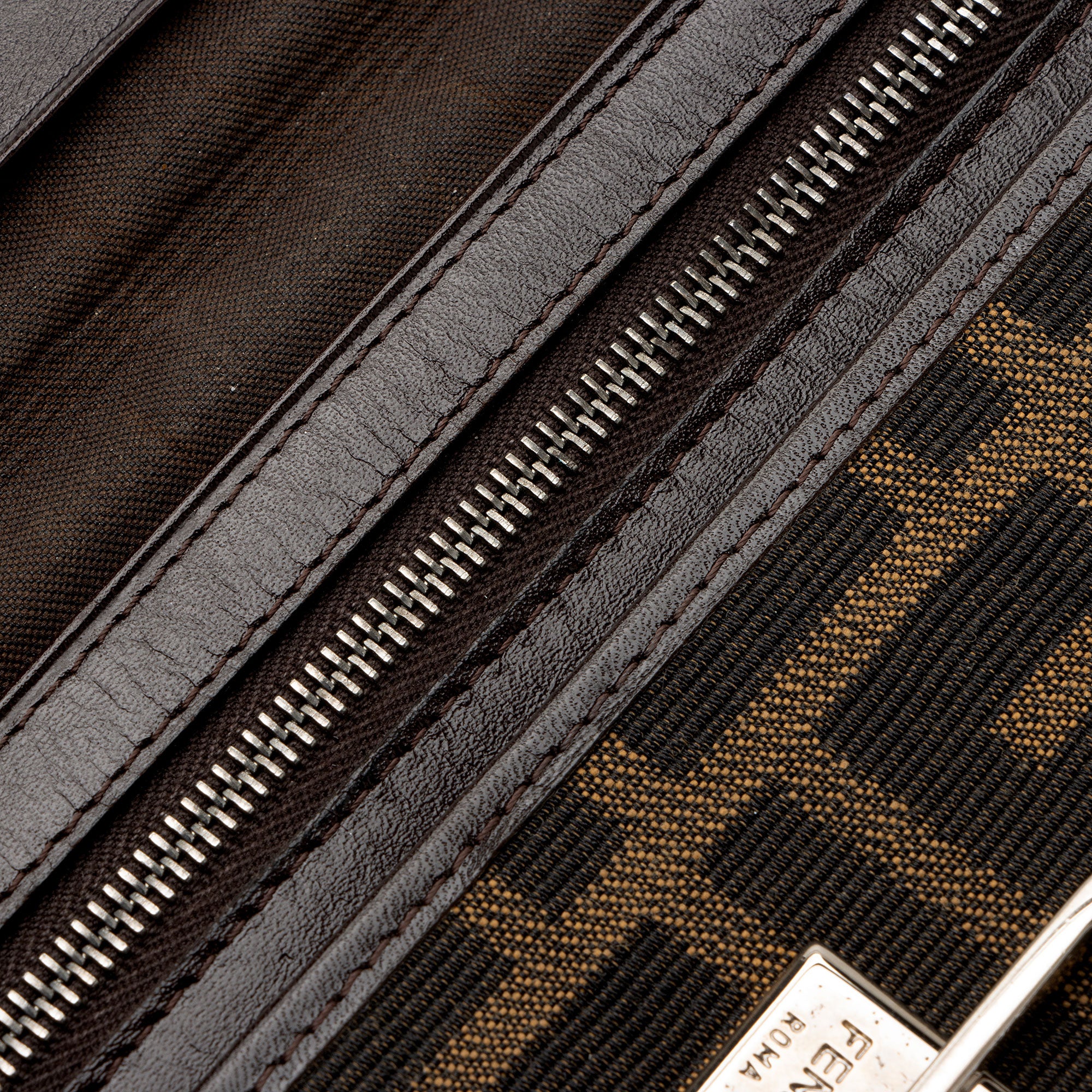 Fendi Vintage Zucca Long Wallet (SHF-4wpuJV)