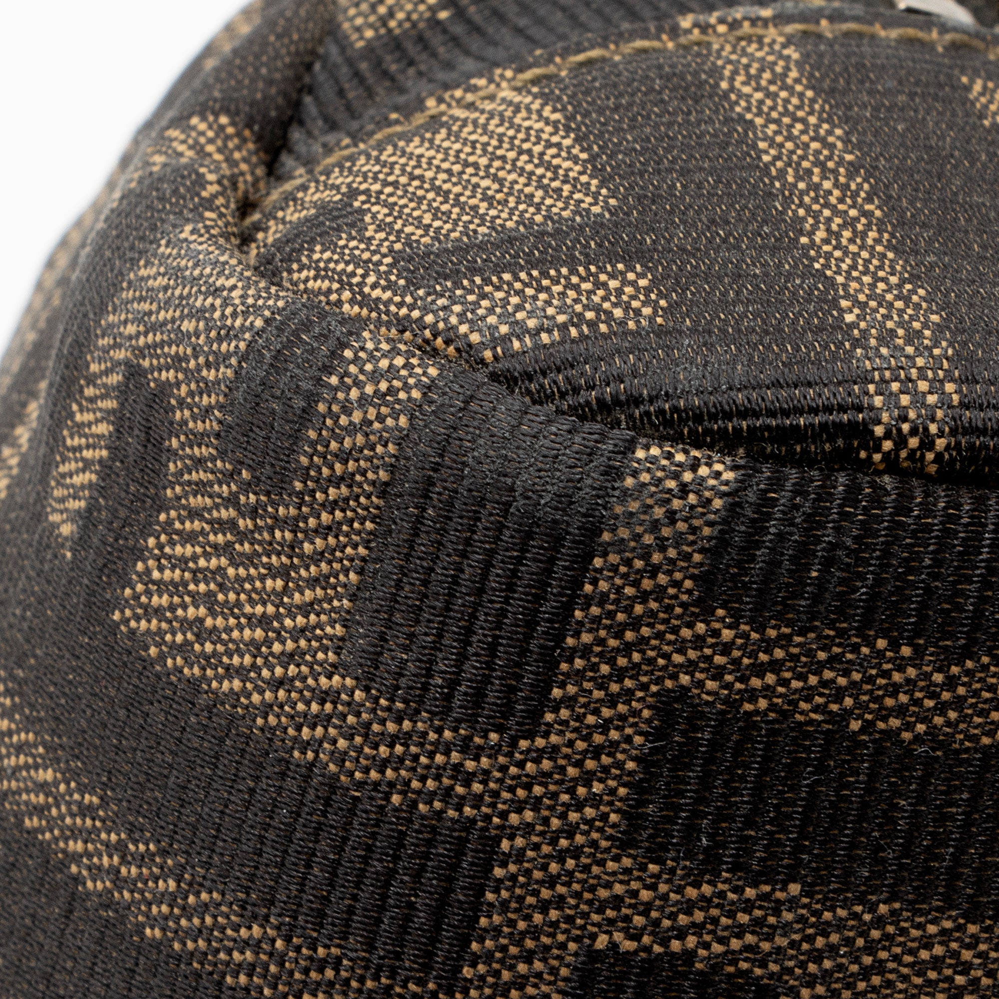 Fendi Vintage Zucca Small Cosmetic Bag (SHF-0emZkm)