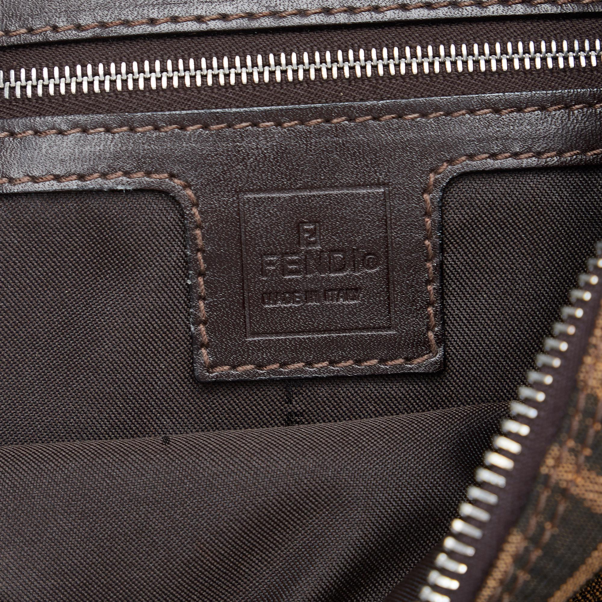 Fendi Zucca Half Moon Hobo (SHG-PNoVM9)