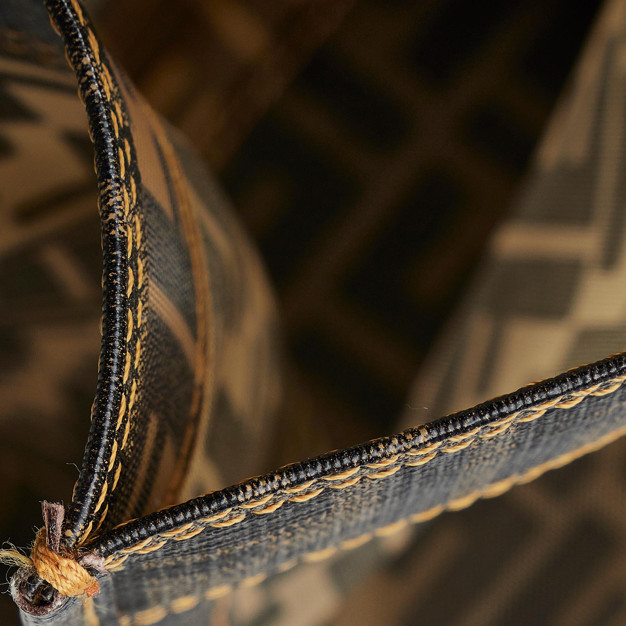 Fendi Zucca Mesh Tote (SHG-FB6wZh)