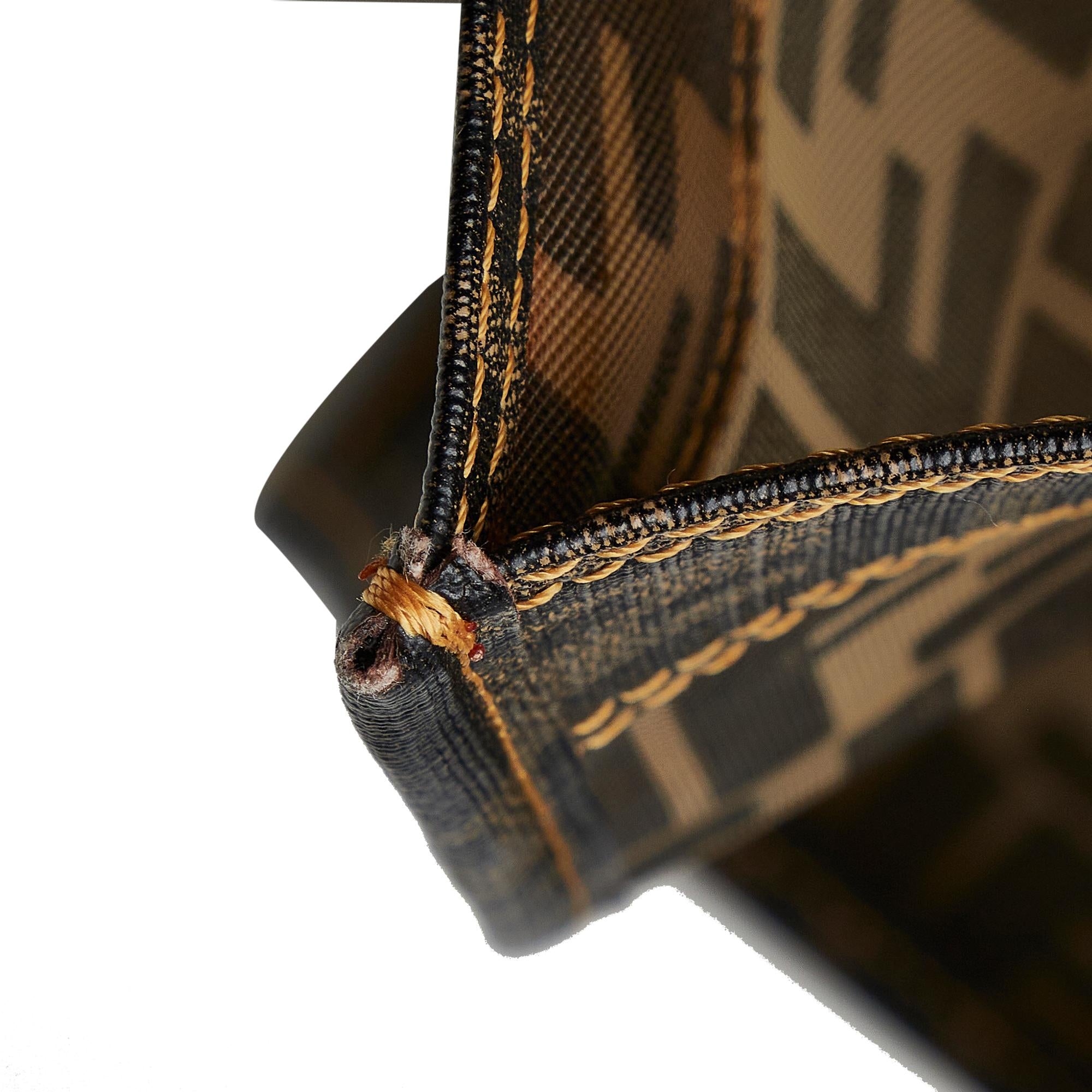 Fendi Zucca Mesh Tote (SHG-FB6wZh)