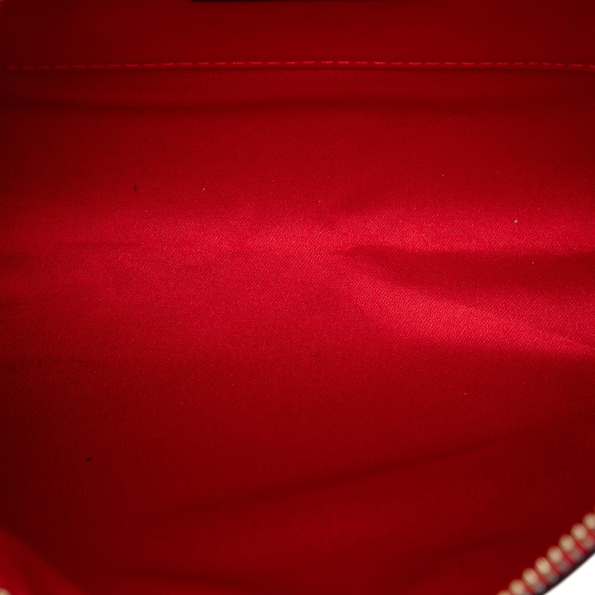 Fendi Zucca Spalmati Hearts Chain Pochette