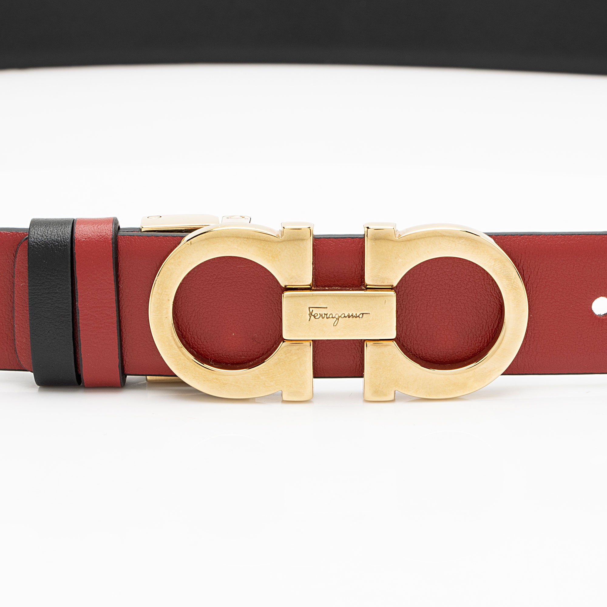 Ferragamo Leather Reversible Gancini Belt - Size 40 / 100