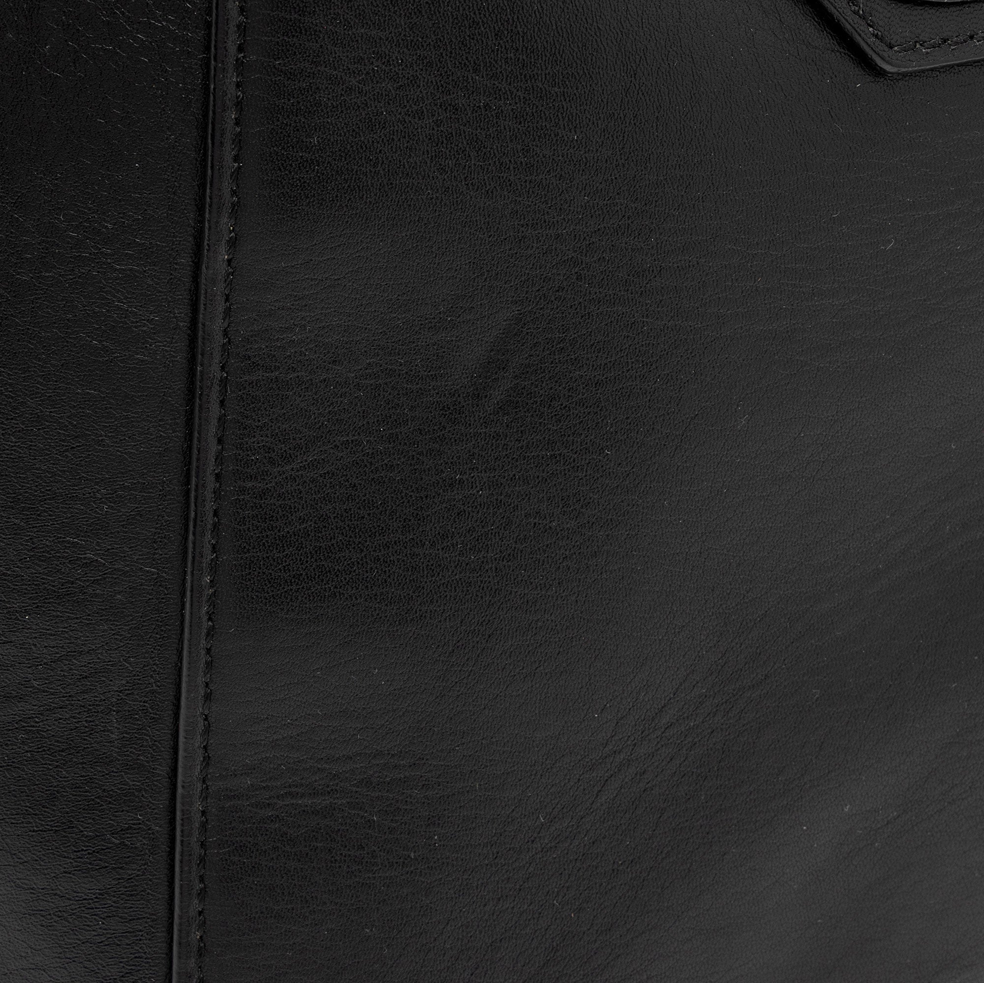 Givenchy Calfskin 3D Antigona Medium Satchel (SHF-O2REwL)