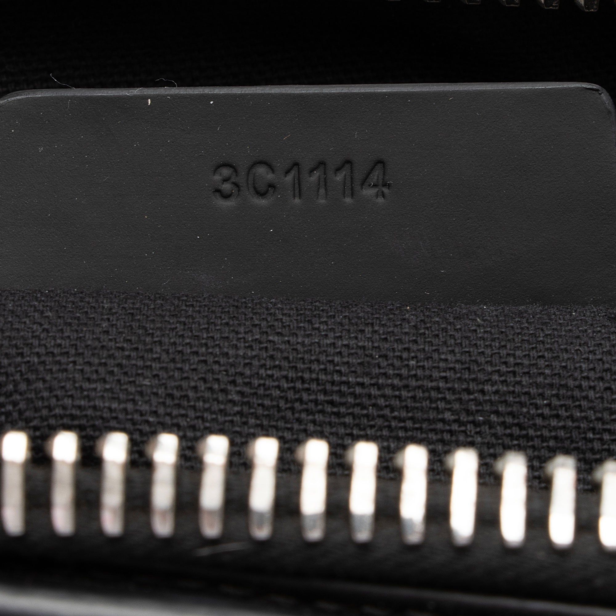 Givenchy Calfskin Antigona Medium Satchel (SHF-AIupya)