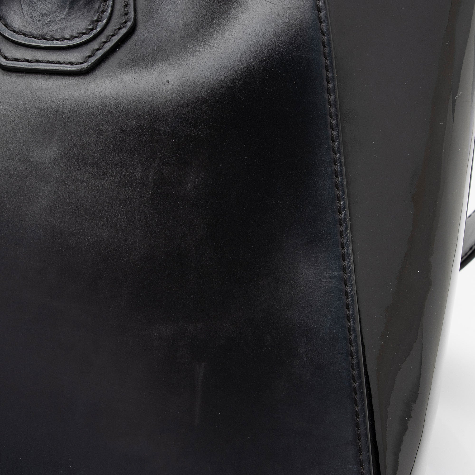 Givenchy Calfskin Antigona Medium Satchel (SHF-AIupya)