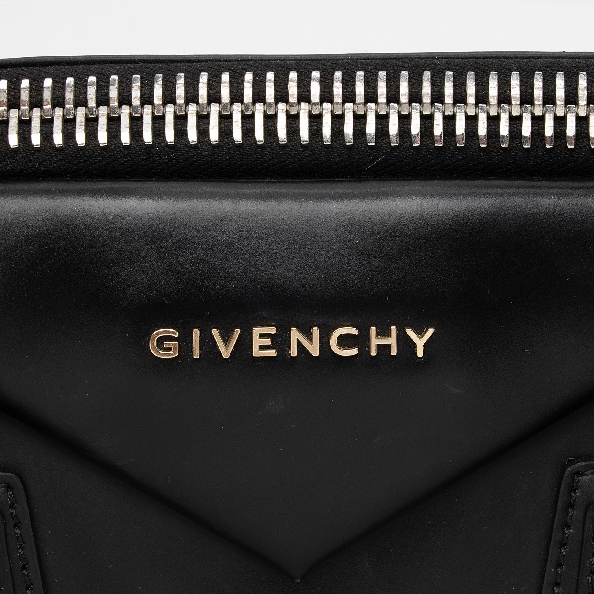 Givenchy Calfskin Antigona Medium Satchel (SHF-AIupya)