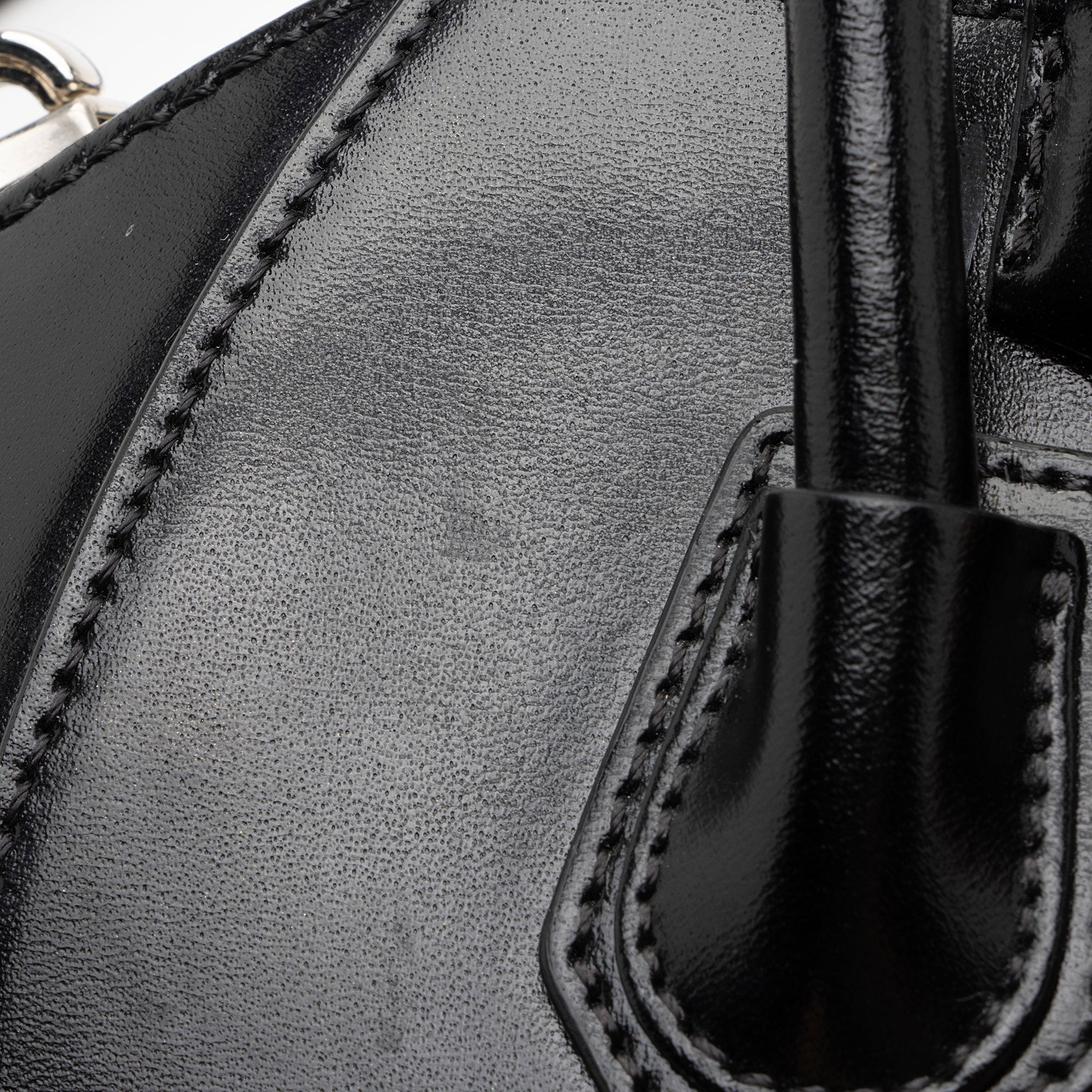 Givenchy Calfskin Antigona Mini Satchel (SHF-m92V5S)