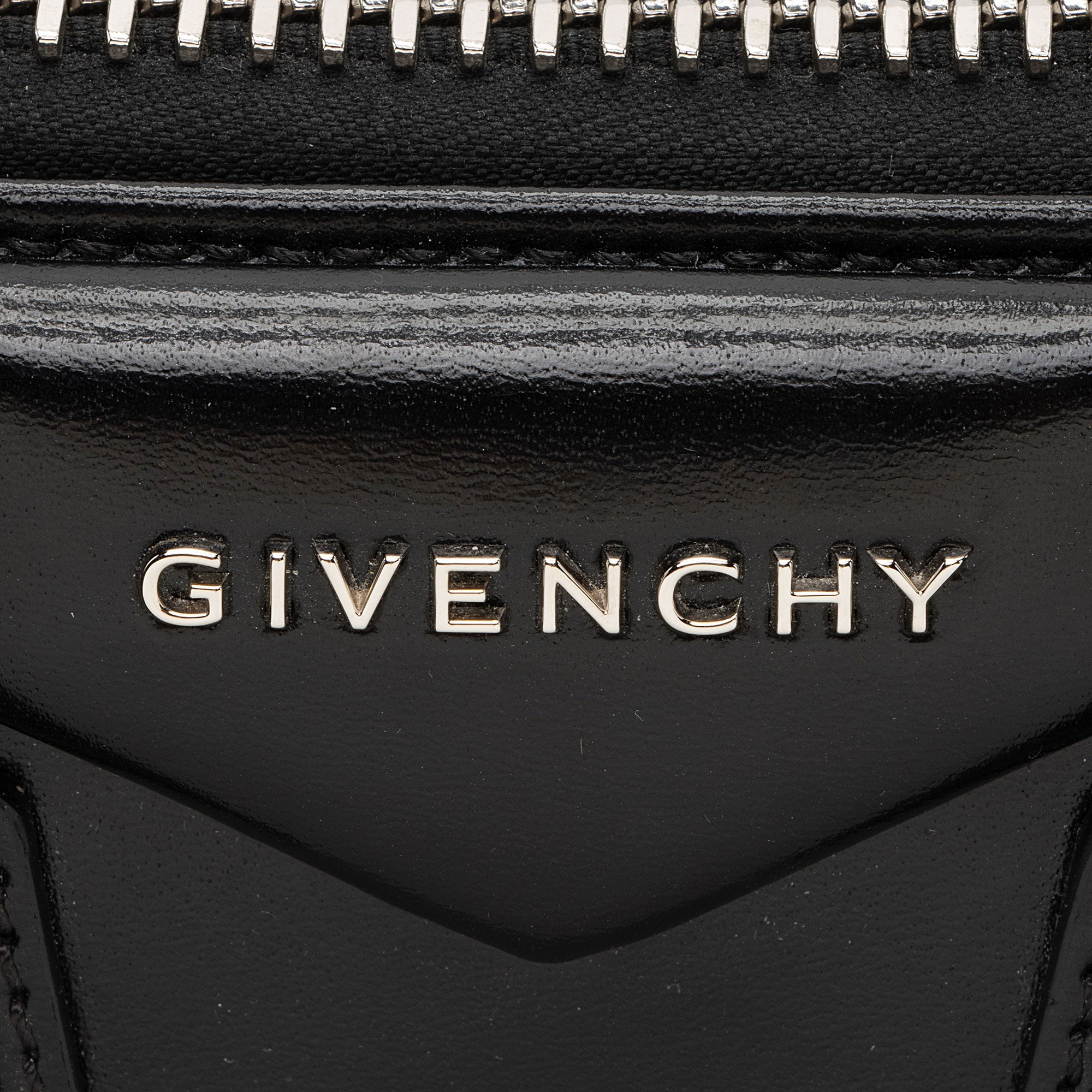 Givenchy Calfskin Antigona Mini Satchel (SHF-m92V5S)