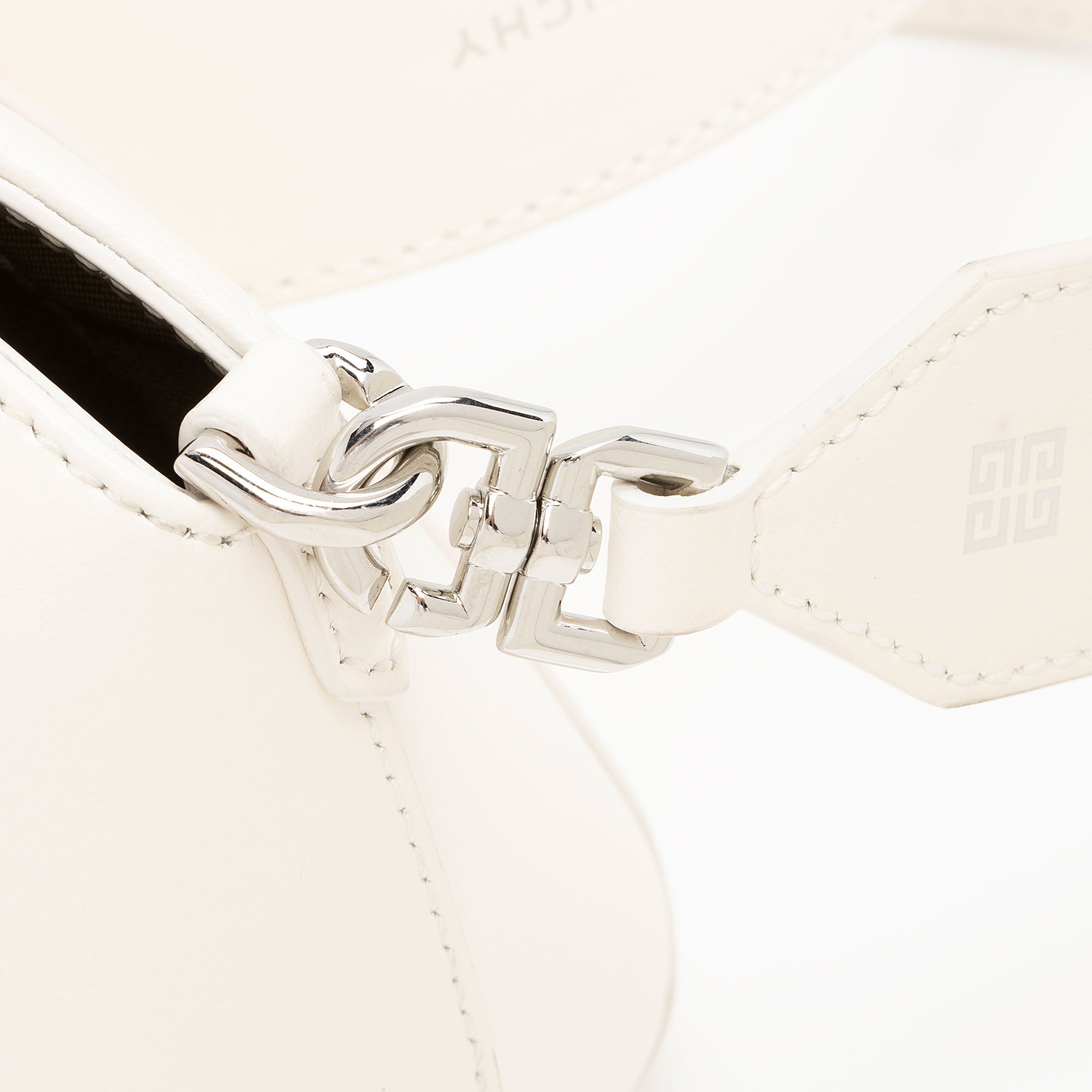 Givenchy Calfskin Antigona Stretch Mini Satchel (SHF-wA4T86)