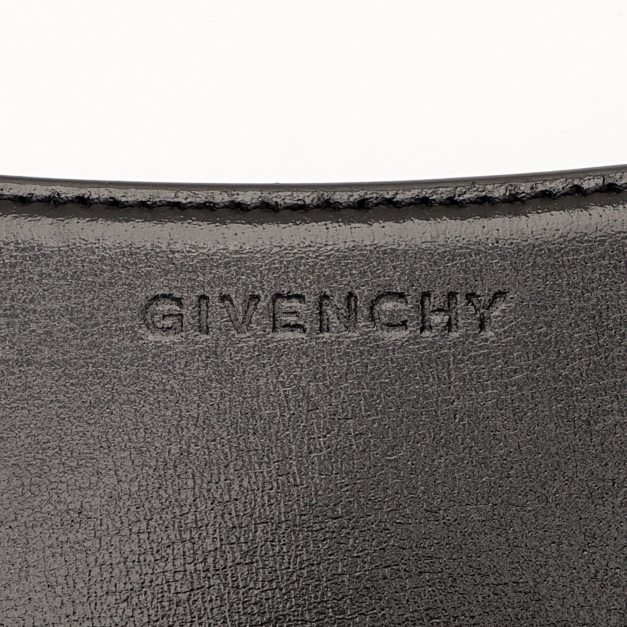 Givenchy Calfskin Cut Out Mini G Cube Chain Bag (SHF-AOJysH)