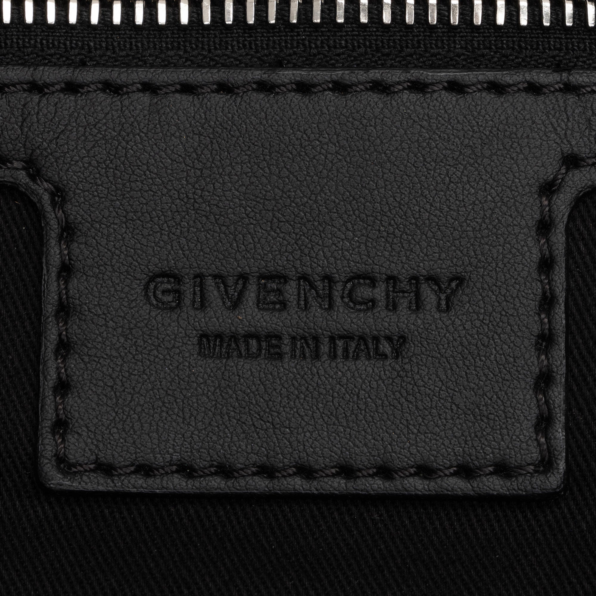 Givenchy Nylon Camo Tote (SHF-qnXYVI)