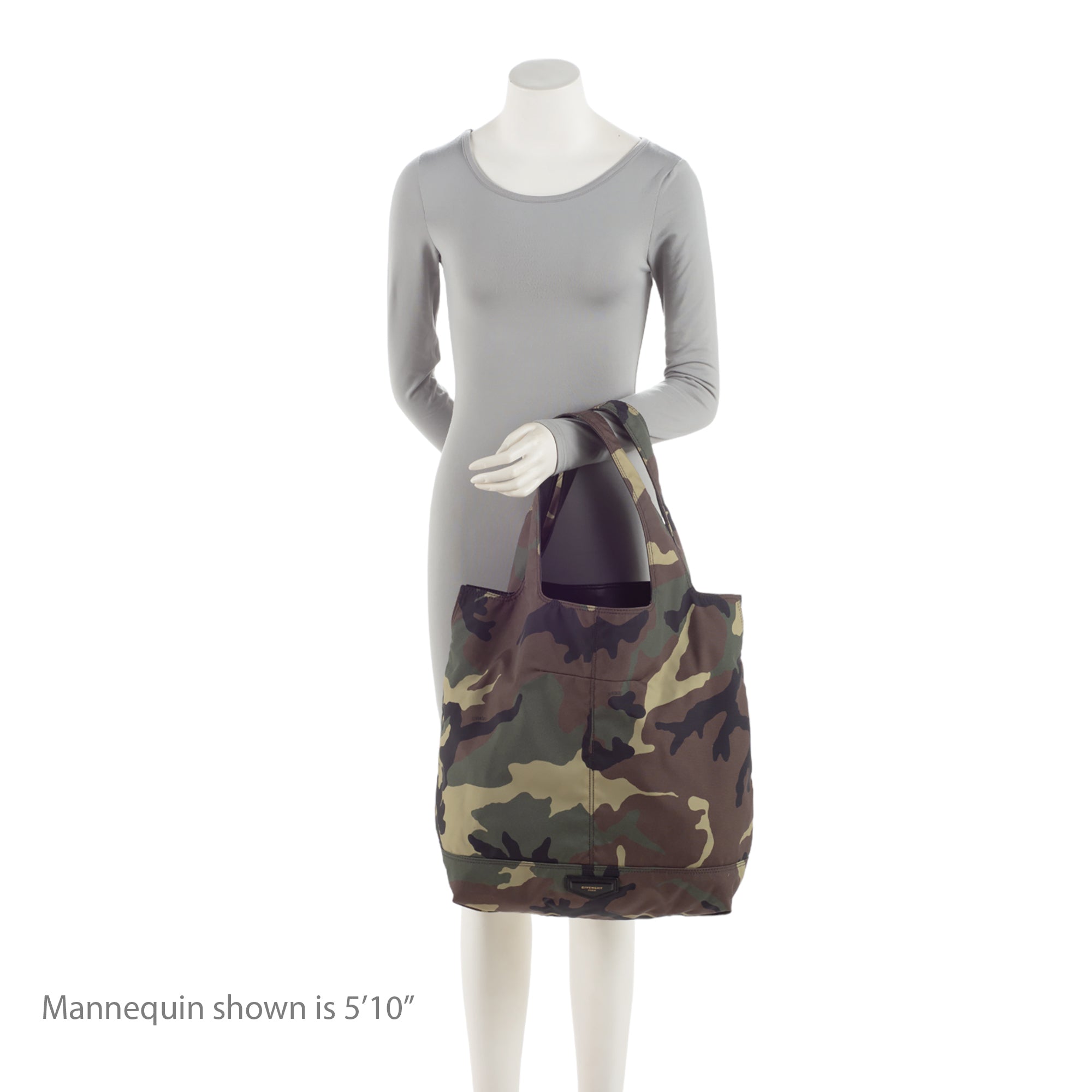 Givenchy Nylon Camo Tote (SHF-qnXYVI)
