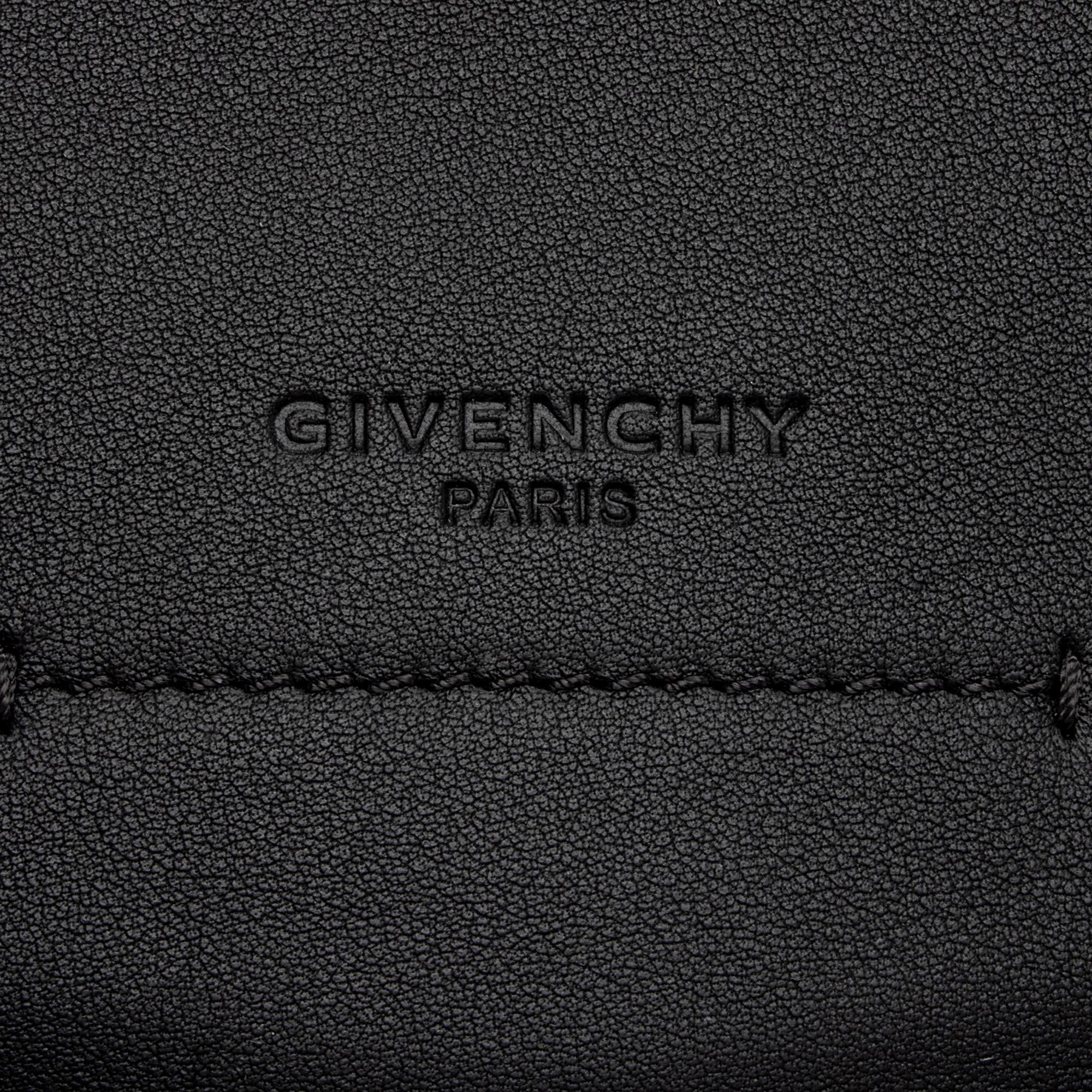 Givenchy Leather Mystic Small Shoulder Bag (SHF-4XvncD)