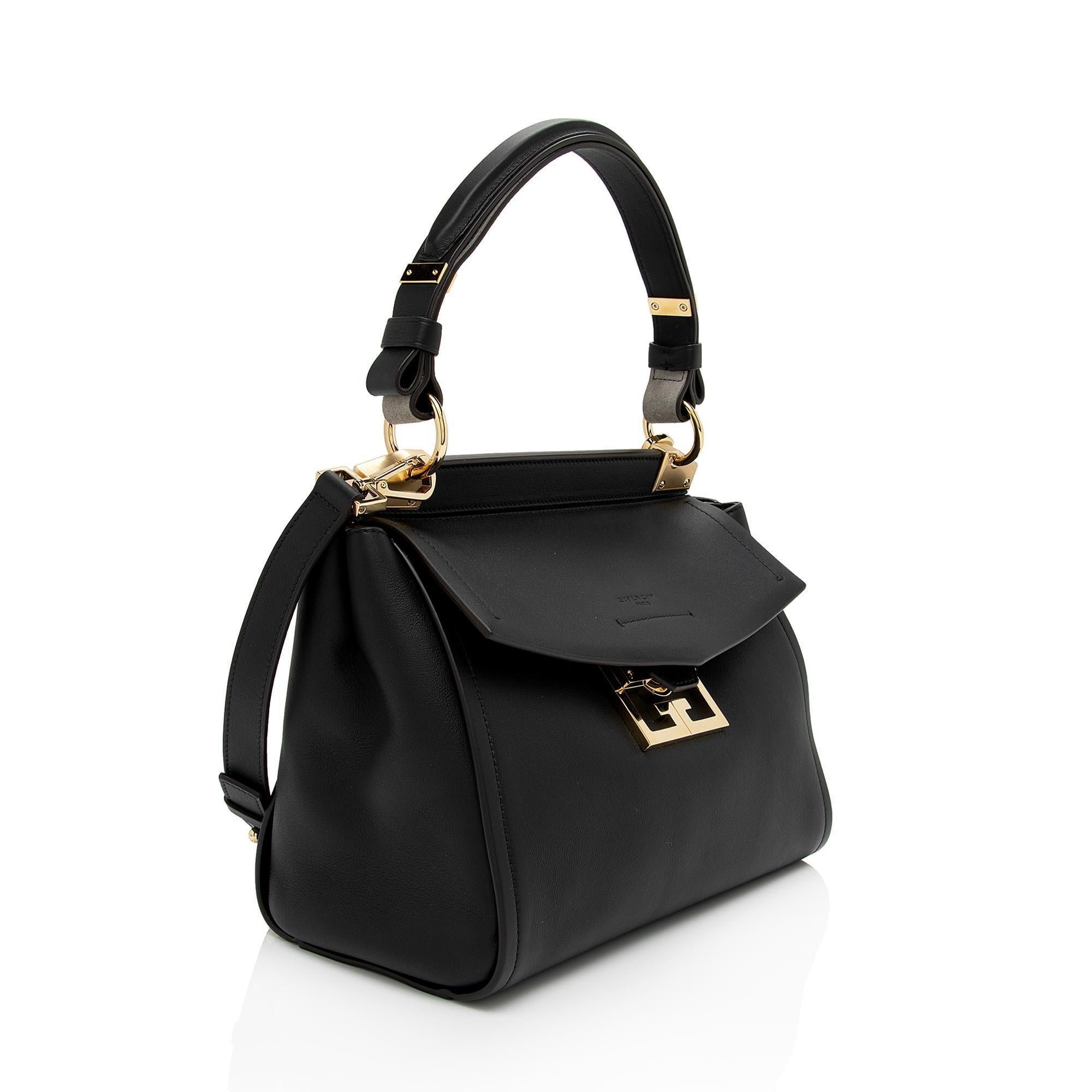 Givenchy Leather Mystic Small Shoulder Bag (SHF-4XvncD)