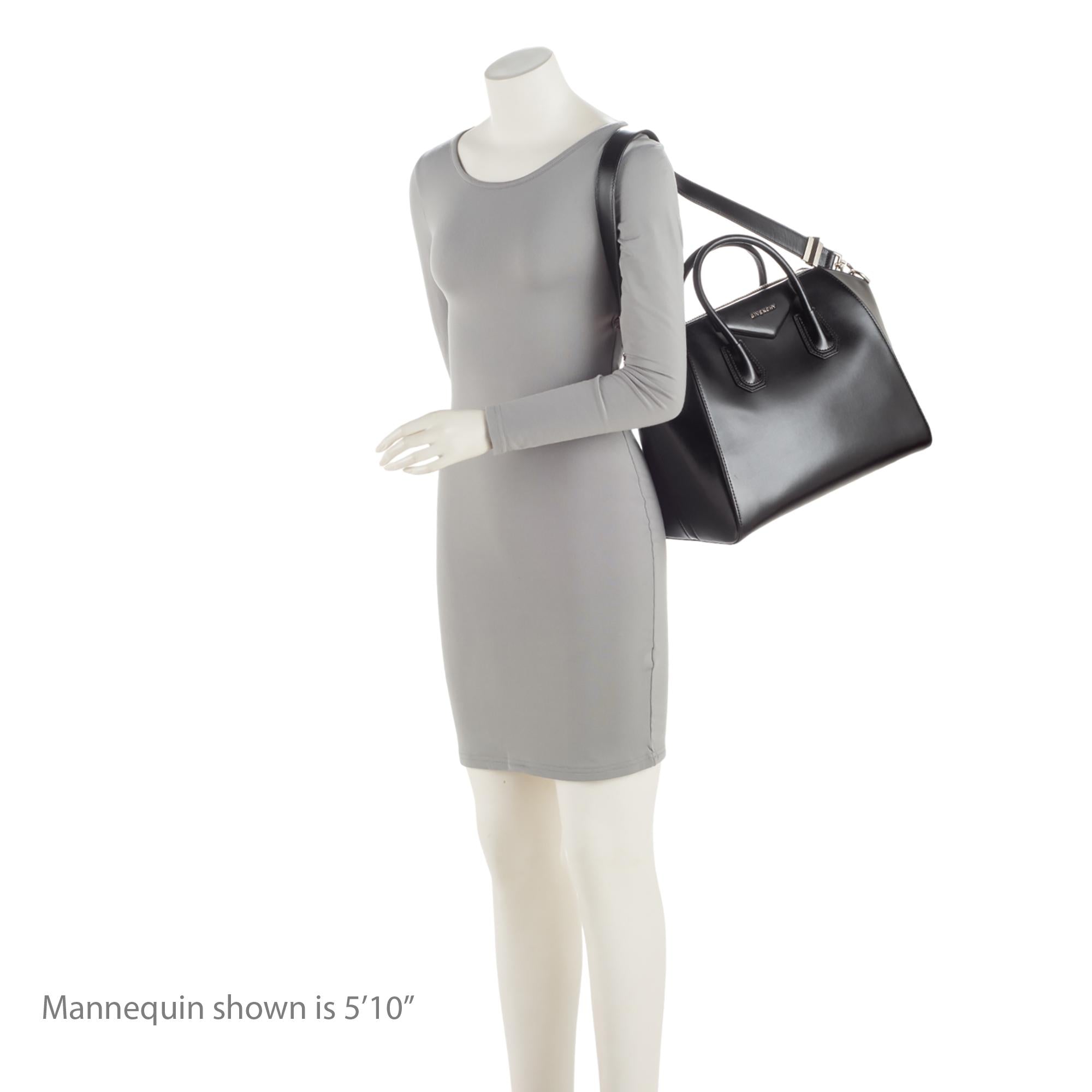 Givenchy Calfskin Antigona Medium Satchel (SHF-mzhI1q)