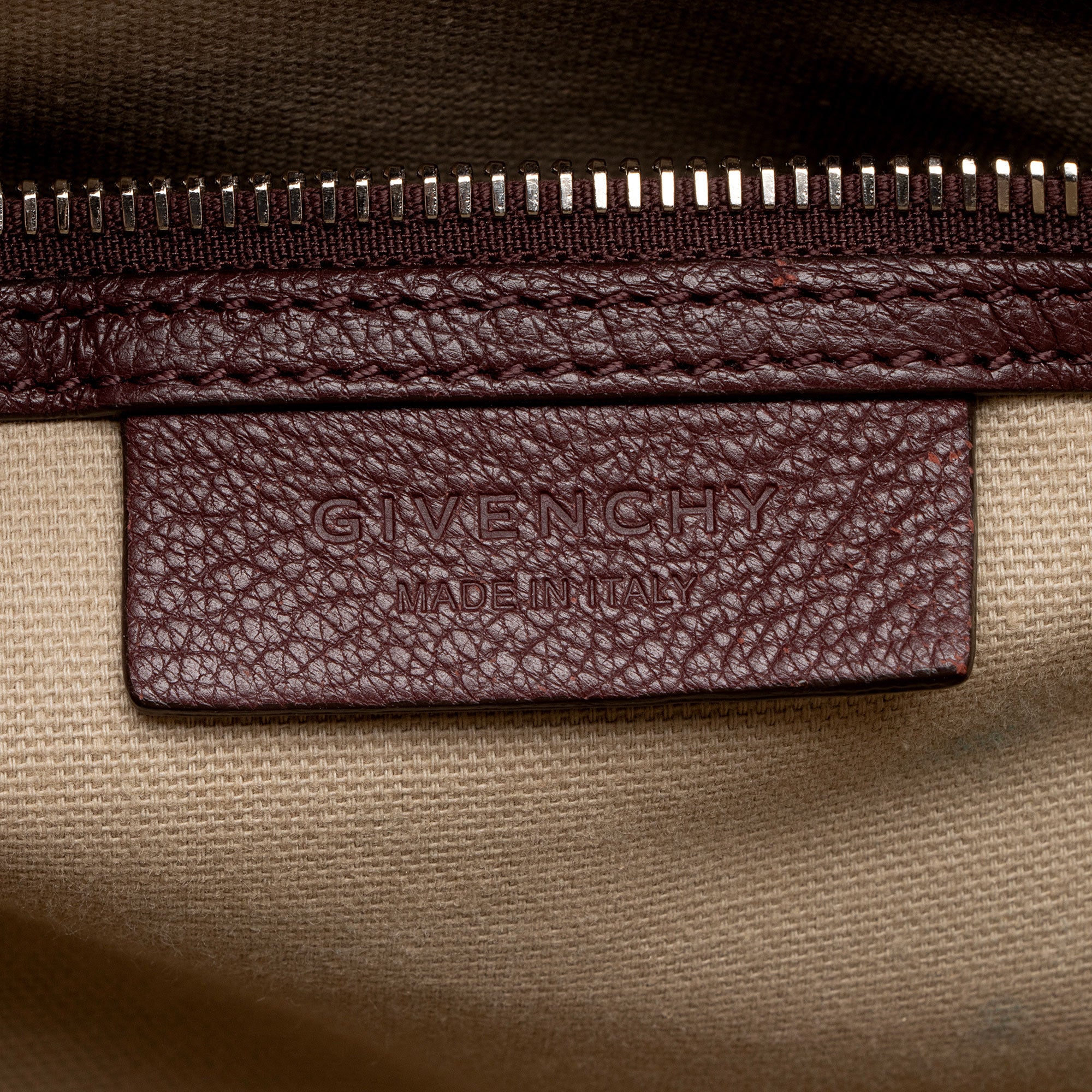 Givenchy Sugar Goatskin Antigona Medium Satchel (SHF-PgDZWL)