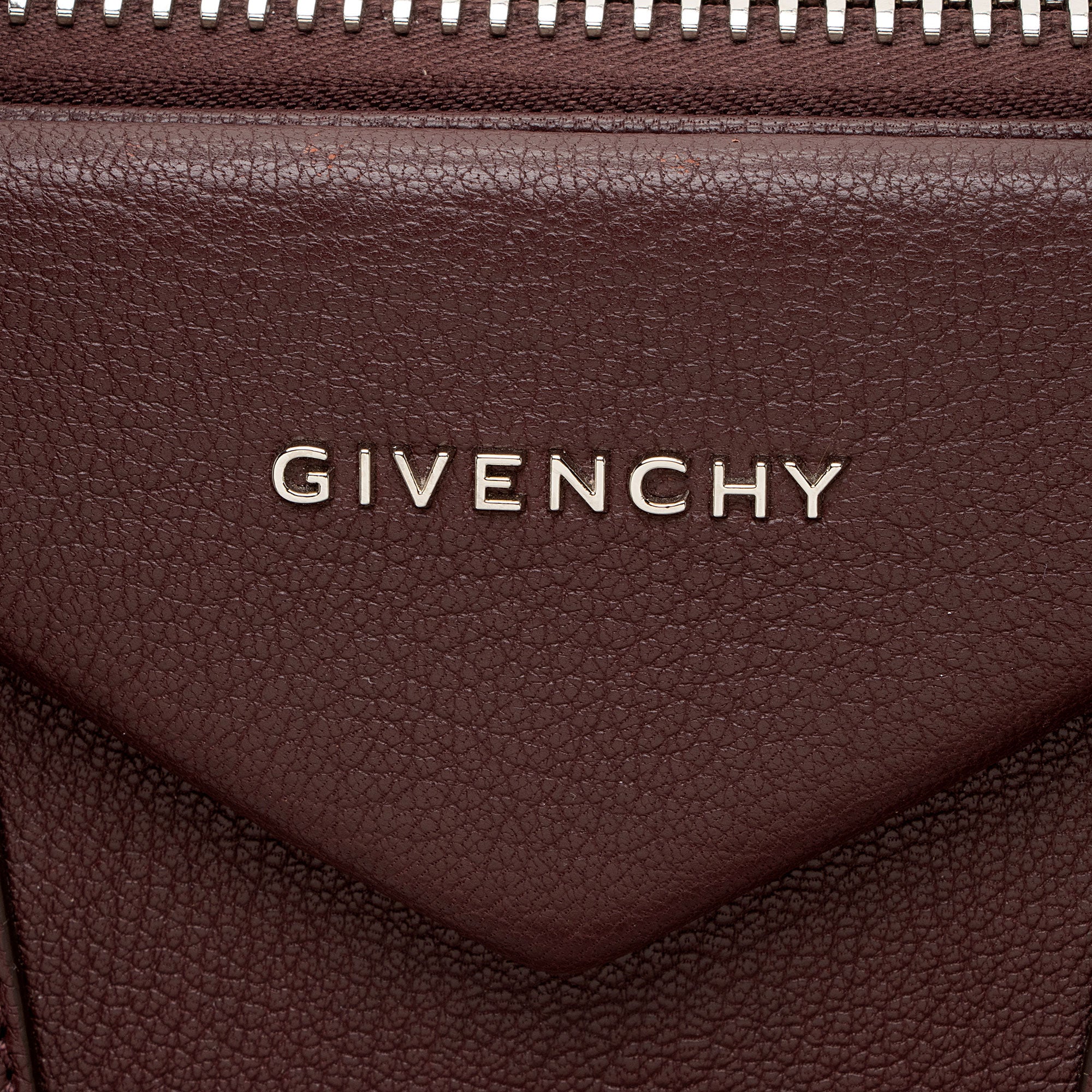Givenchy Sugar Goatskin Antigona Medium Satchel (SHF-PgDZWL)