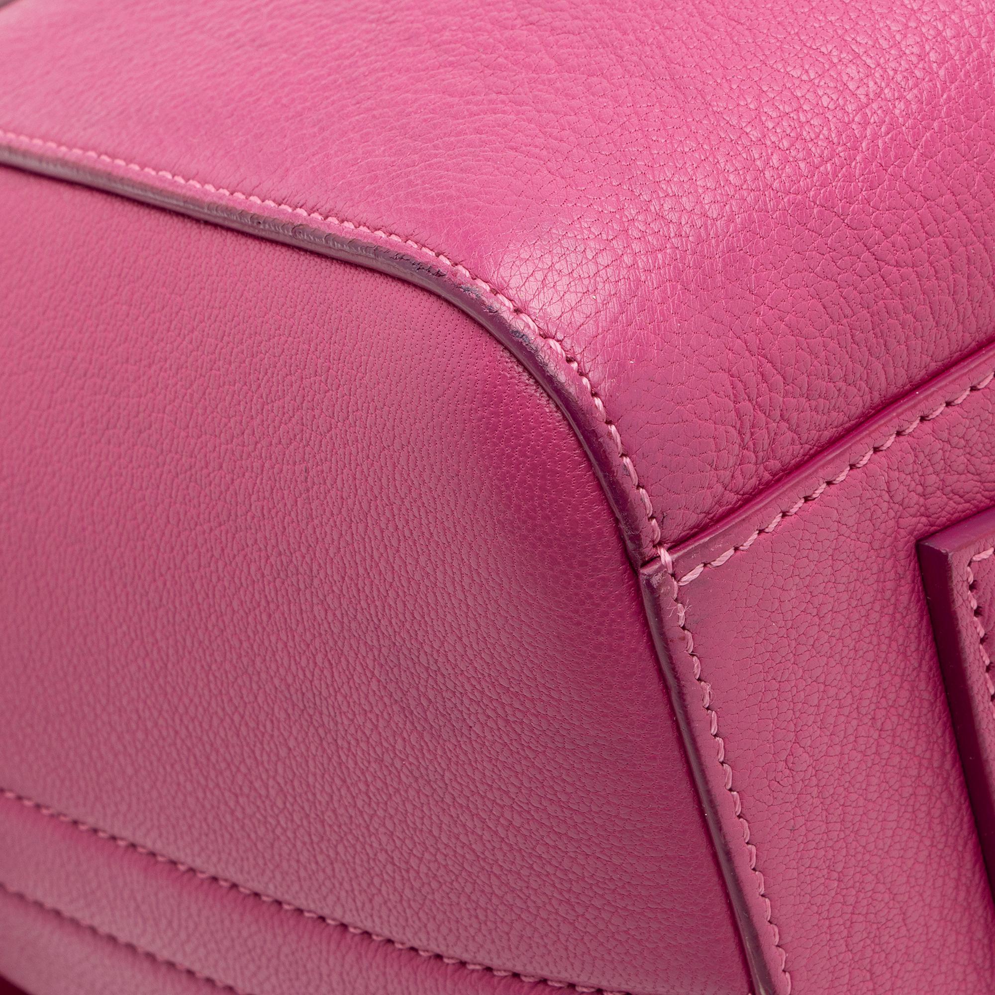 Givenchy Sugar Goatskin Antigona Small Satchel (SHF-NNic62)