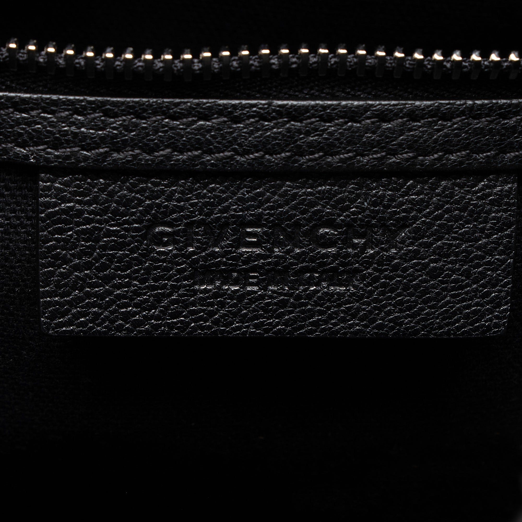 Givenchy Sugar Goatskin Antigona Small Satchel