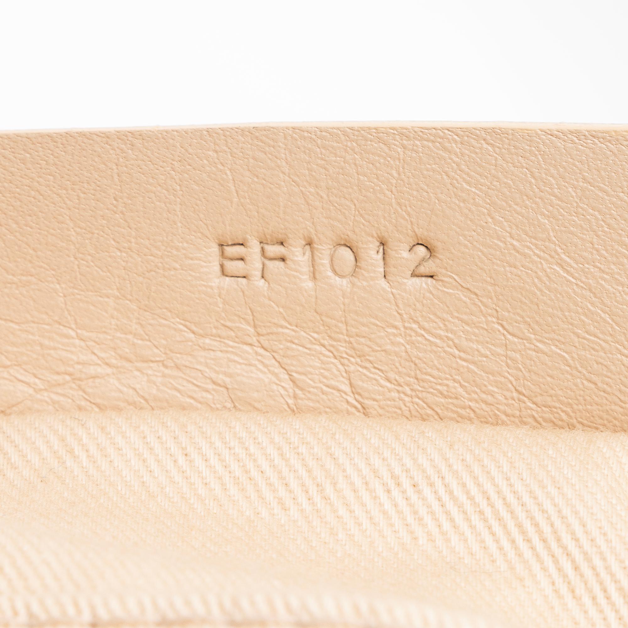 Givenchy Vintage Sheepskin Pepe Pandora Medium Shoulder Bag (SHF-23772)