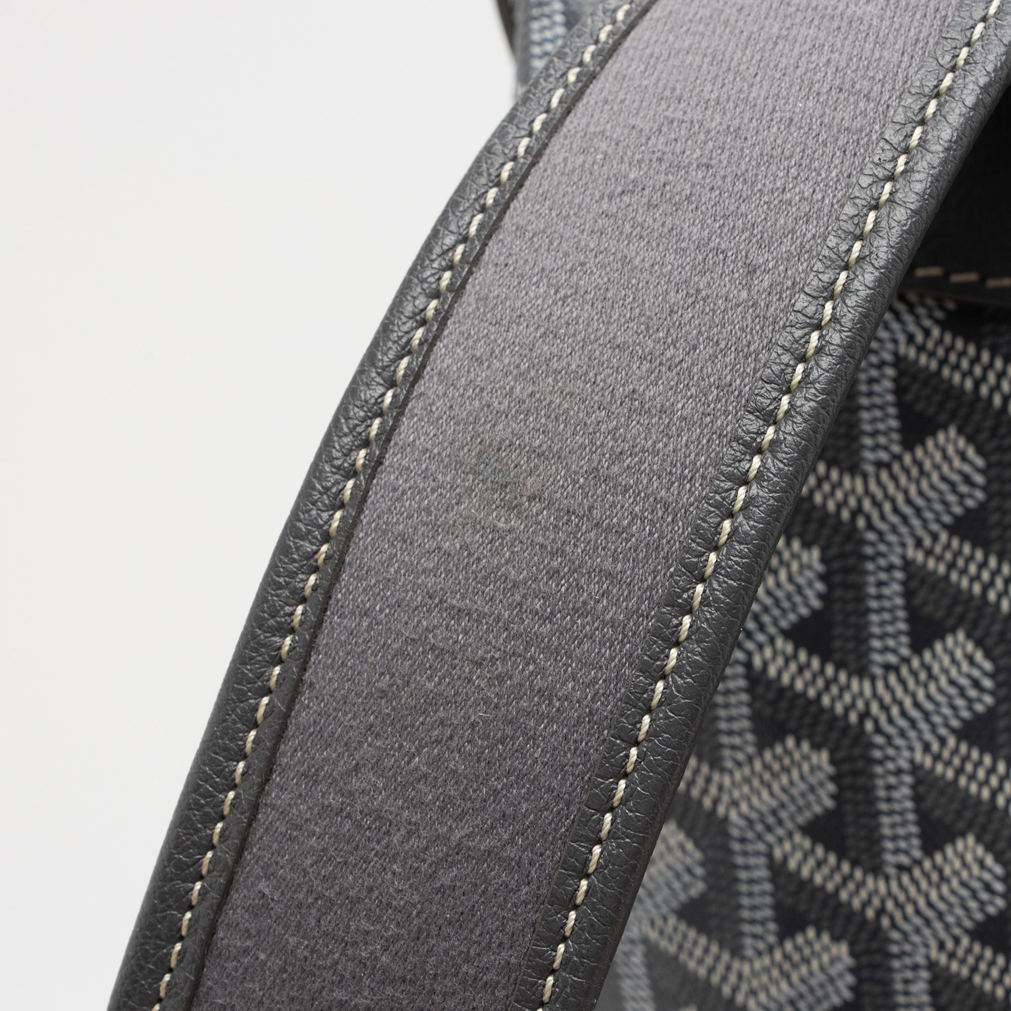 Goyard Goyadine Cisalpin MM Backpack (SHF-GZHLBY)