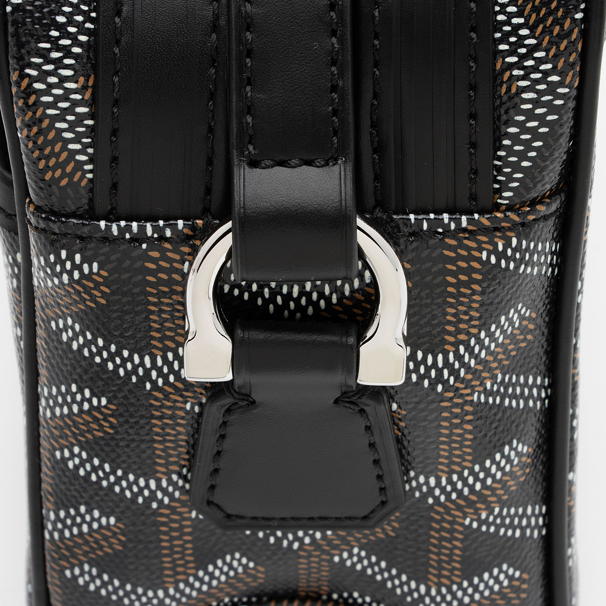 Goyard Goyardine Sac Cap Vert Shoulder Bag (SHF-xeUhGp)