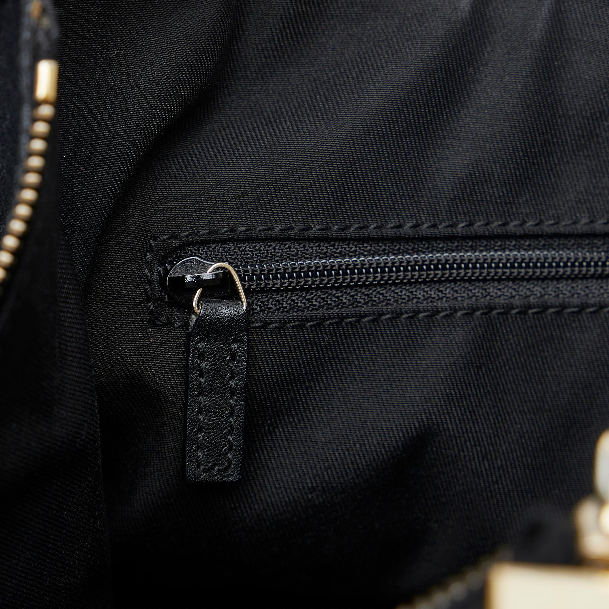 Gucci Abbey D-Ring Shoulder Bag (SHG-Anzzrf)