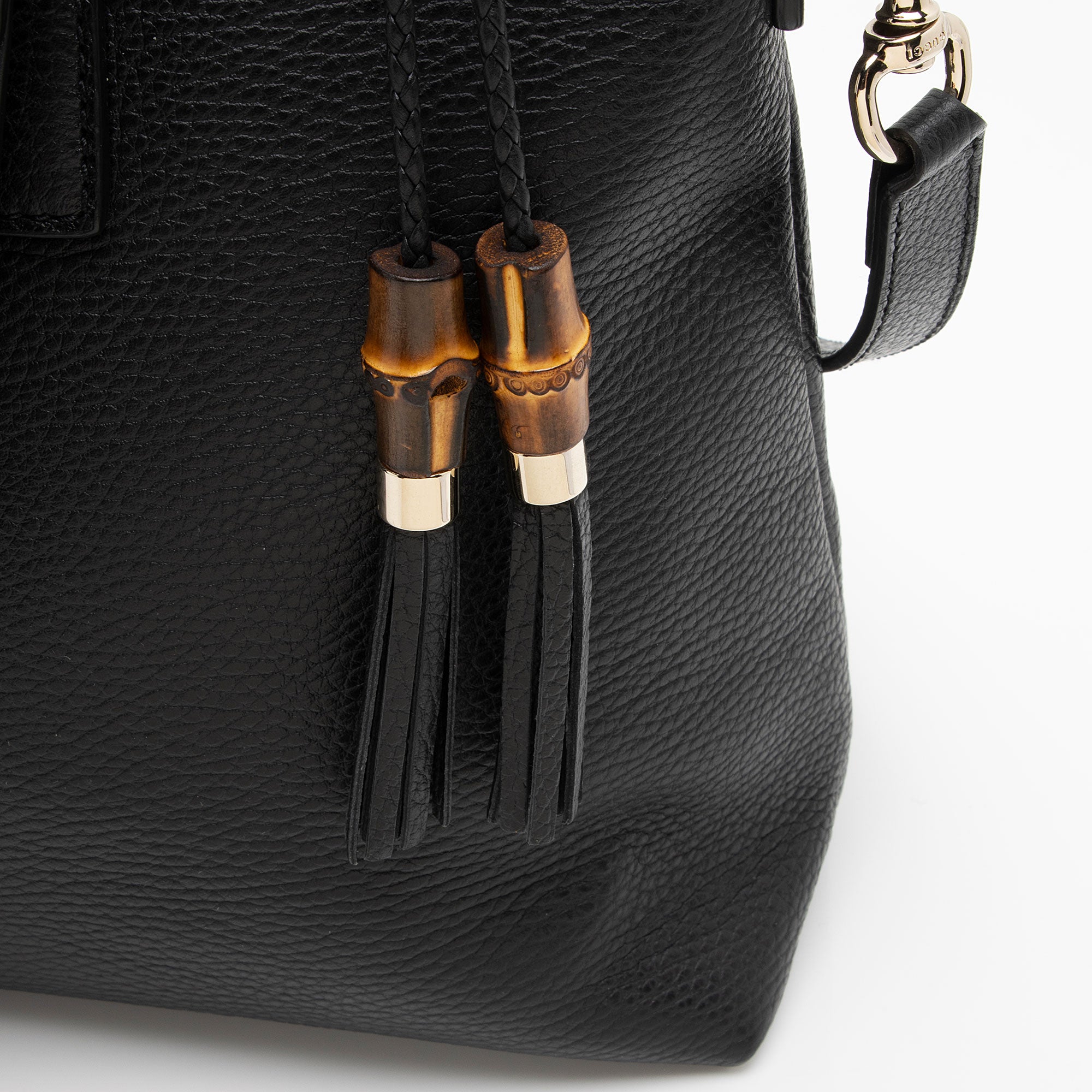Gucci Calfskin Bamboo Tassel Tote (SHF-gWsjHp)