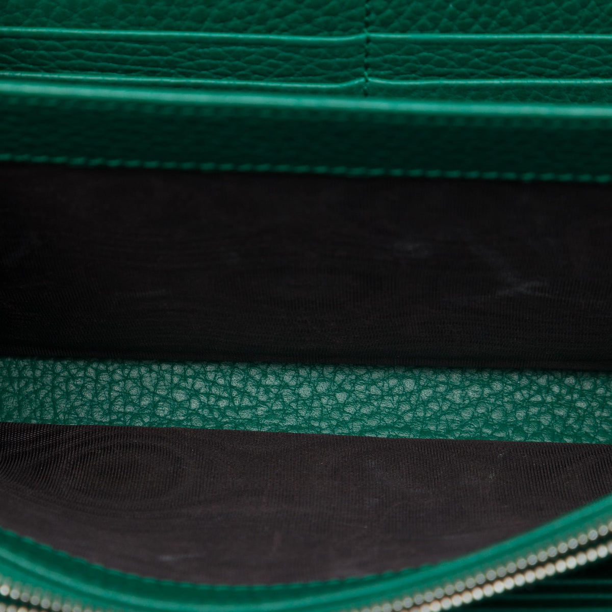 Gucci Calfskin Dionysus Wallet on Chain