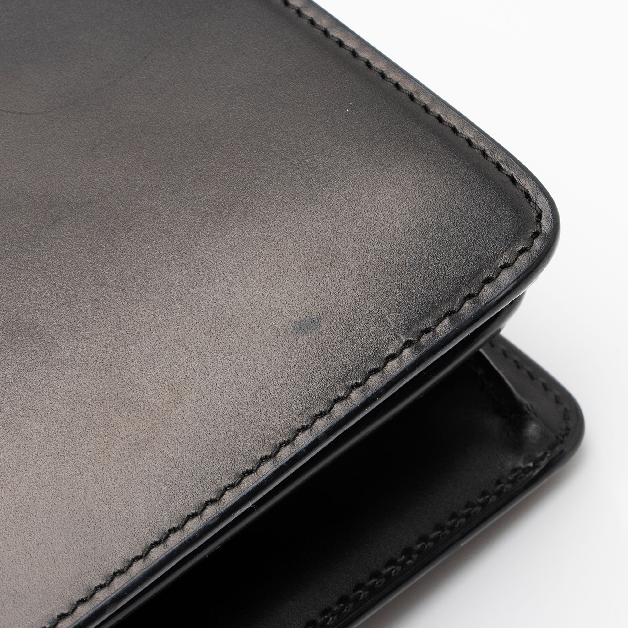 Gucci Calfskin Malaga Kid Heart GG Marmont Medium Flap Bag