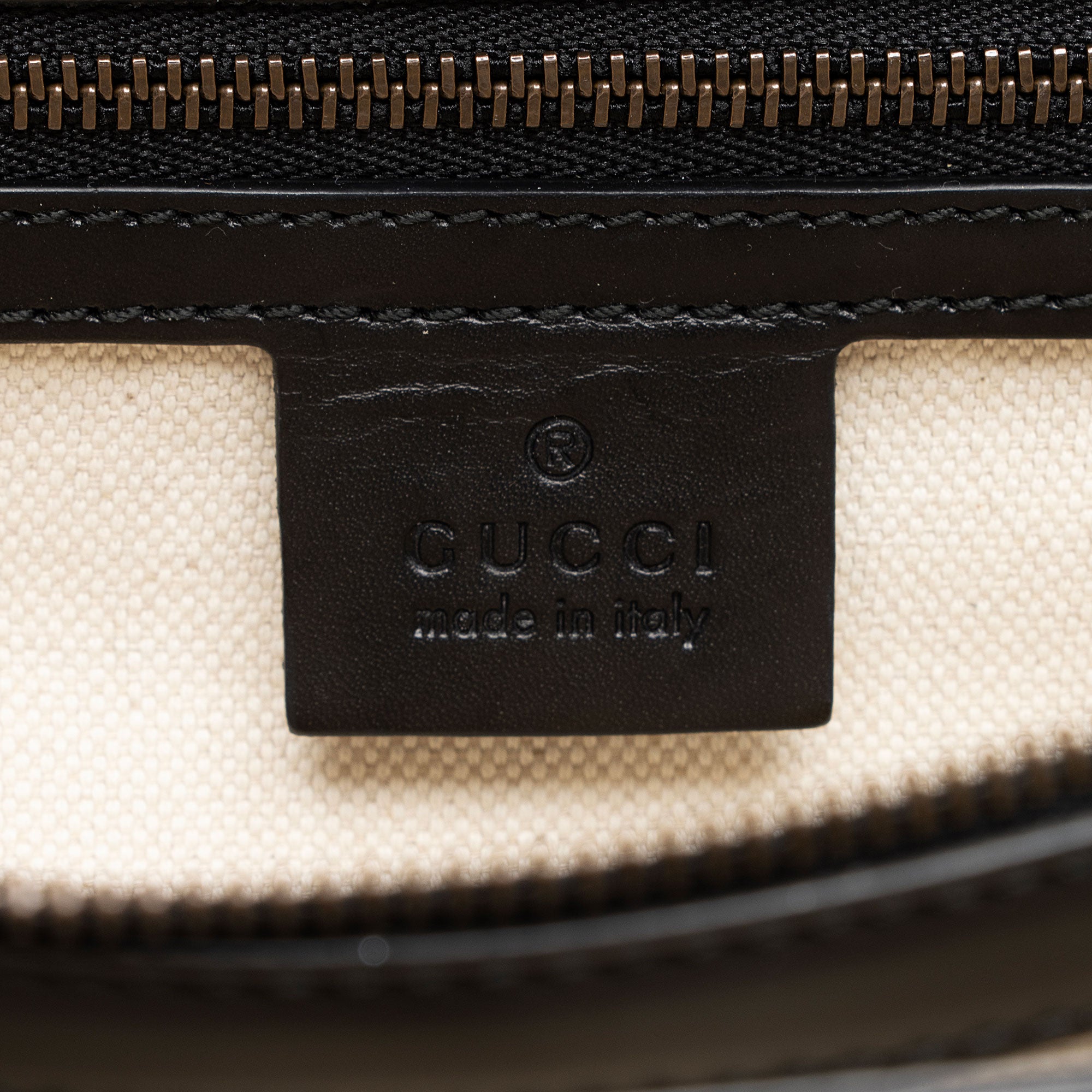 Gucci Calfskin Malaga Kid Heart GG Marmont Medium Flap Bag