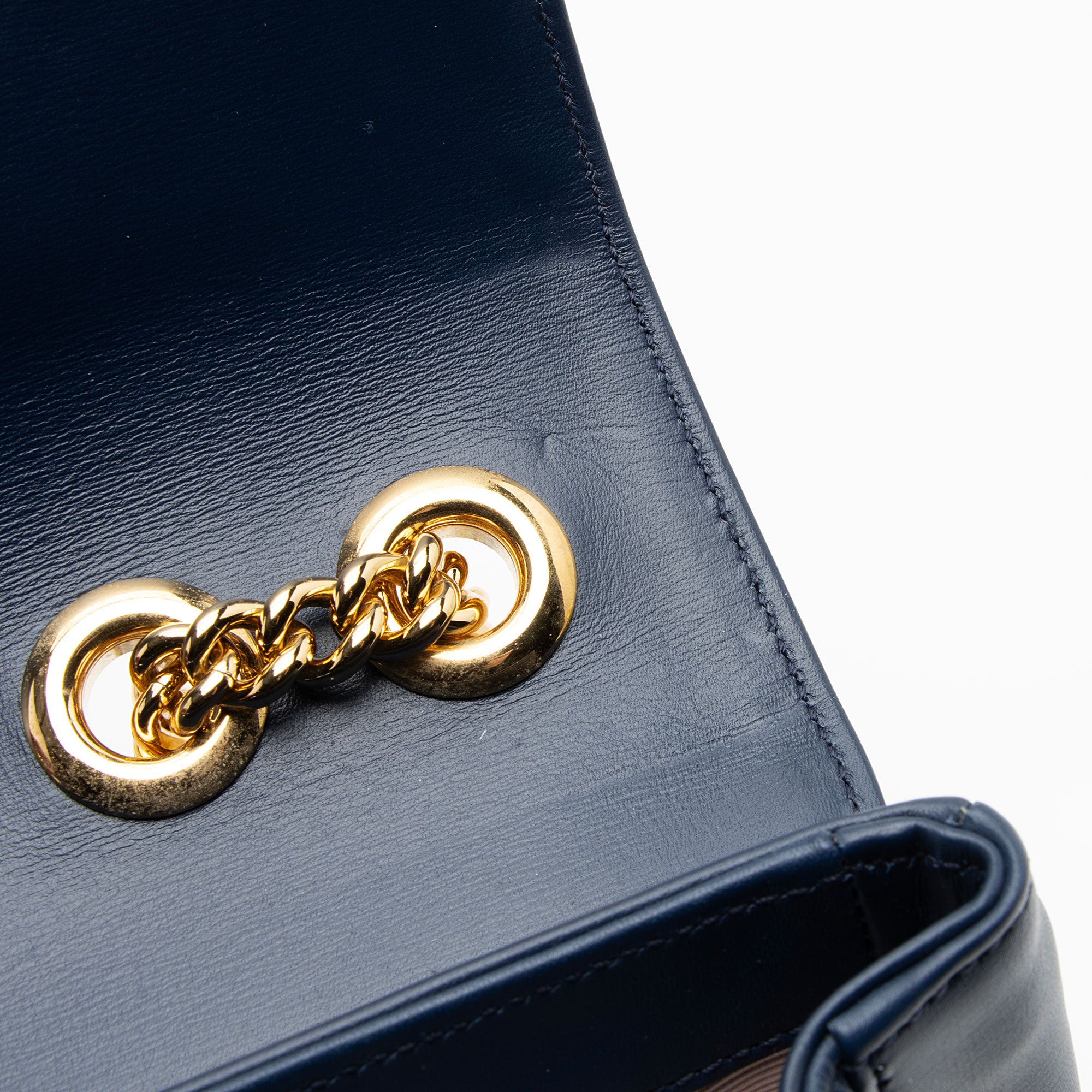 Gucci Calfskin Rajah Zumi Medium Shoulder Bag (SHF-bv9Xhf)