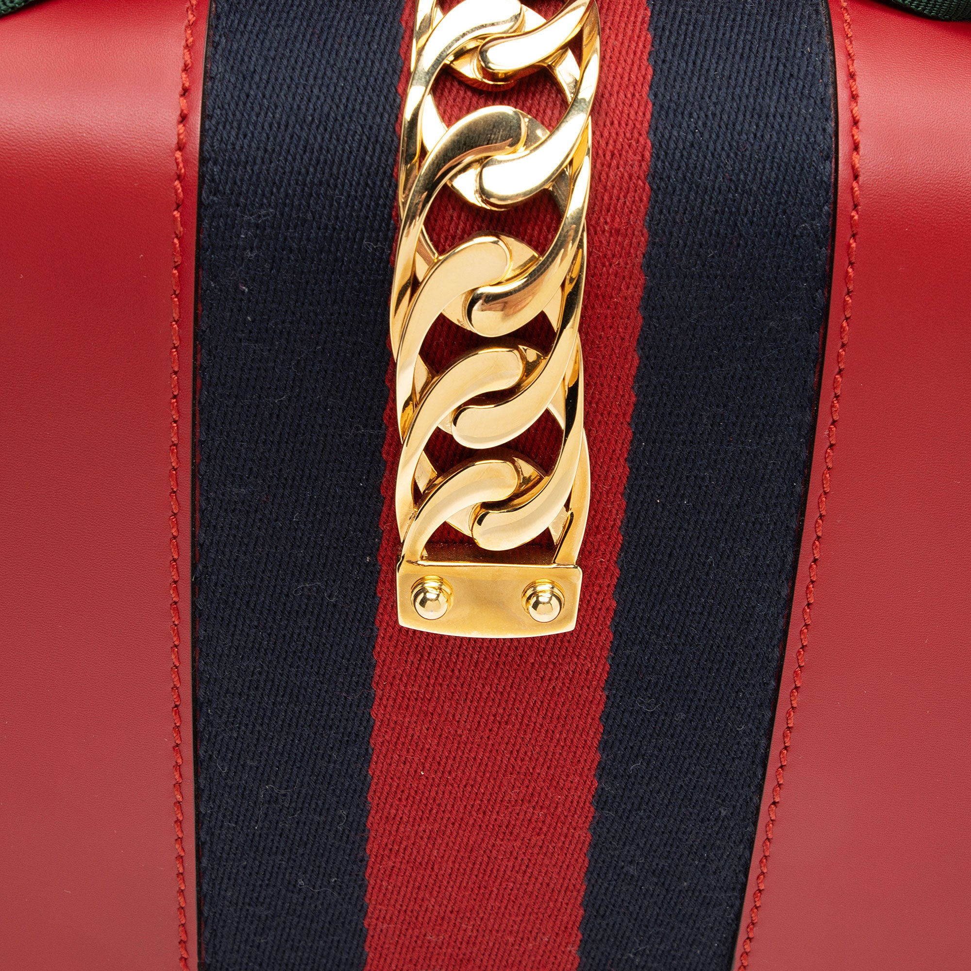 Gucci Calfskin Sylvie Small Shoulder Bag (SHF-pDYCA5)