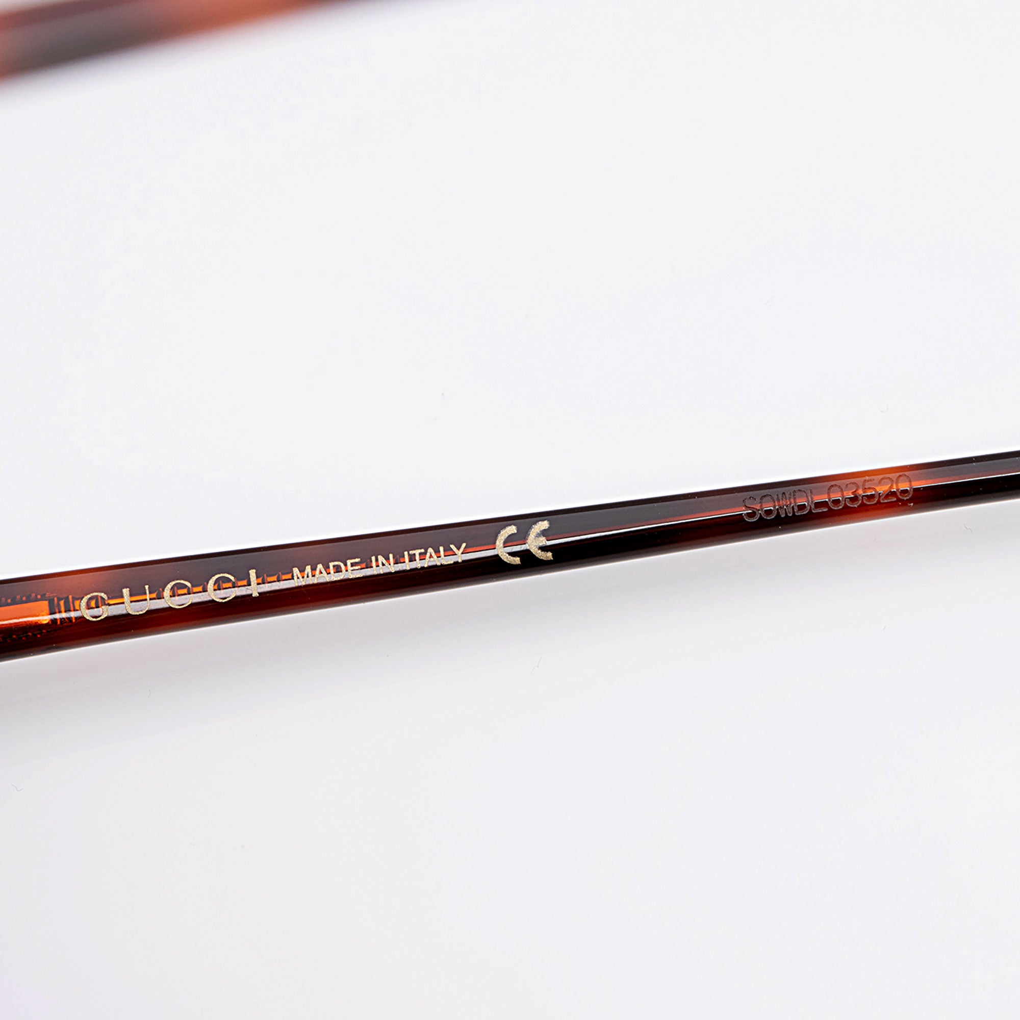 Gucci Capri Cat Eye Sunglasses (SHF-23210)