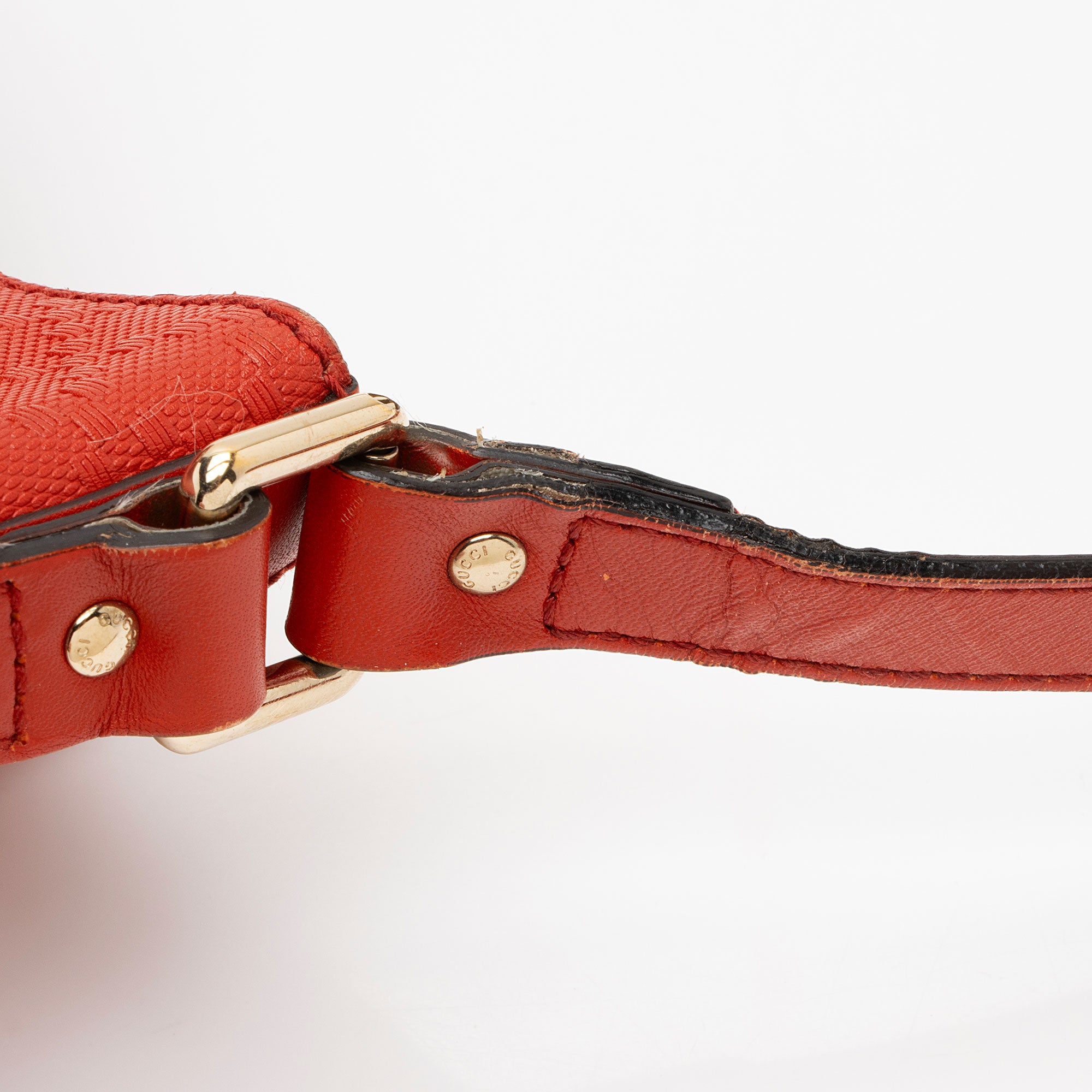 Gucci Diamante Leather Bright Bucket Bag (SHF-wHyMri)