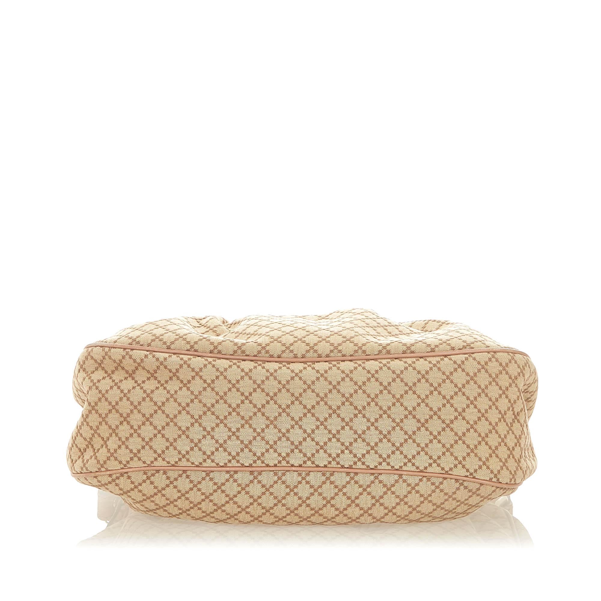 Gucci Diamante Sukey Canvas Shoulder Bag (SHG-32156)