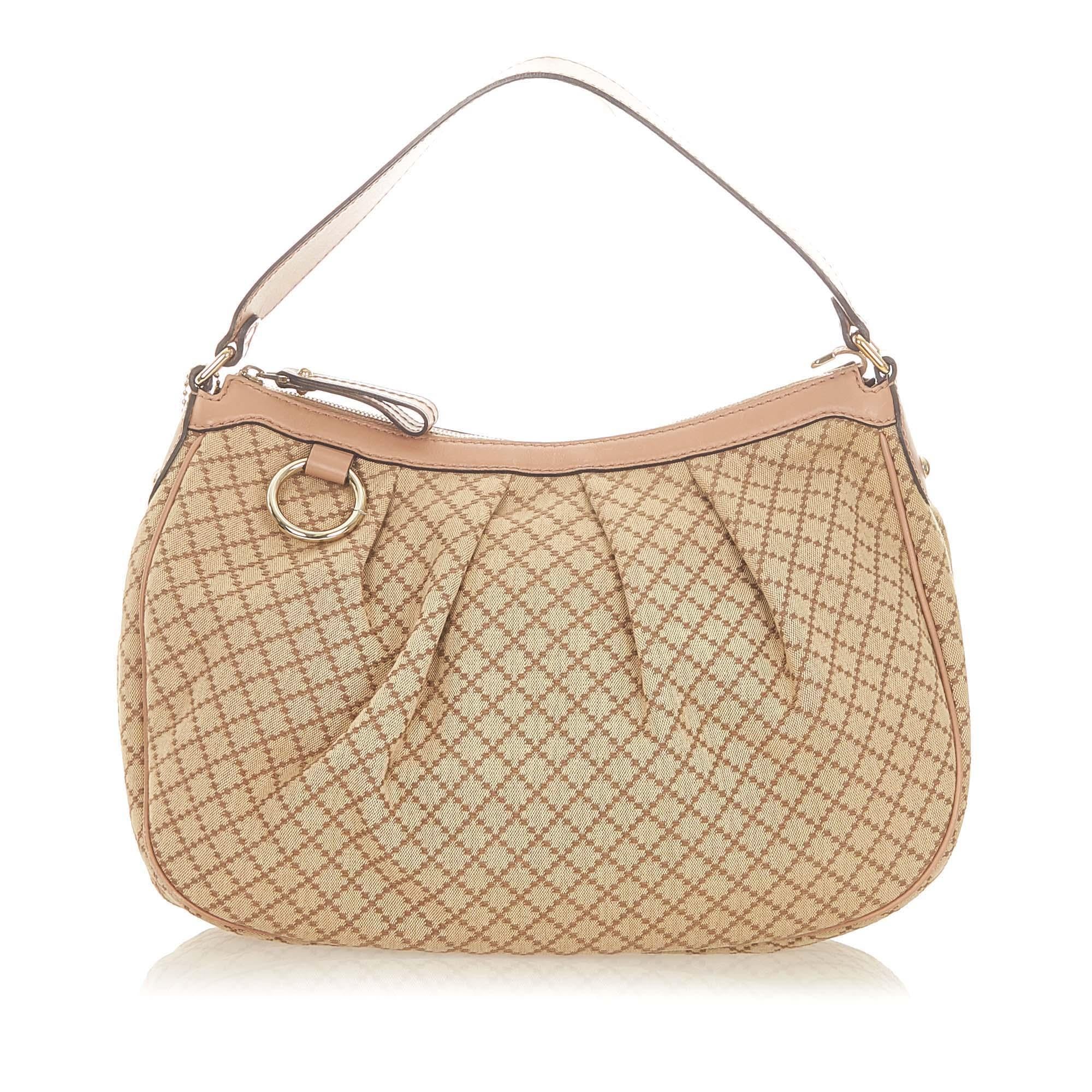 Gucci Diamante Sukey Canvas Shoulder Bag (SHG-32156)
