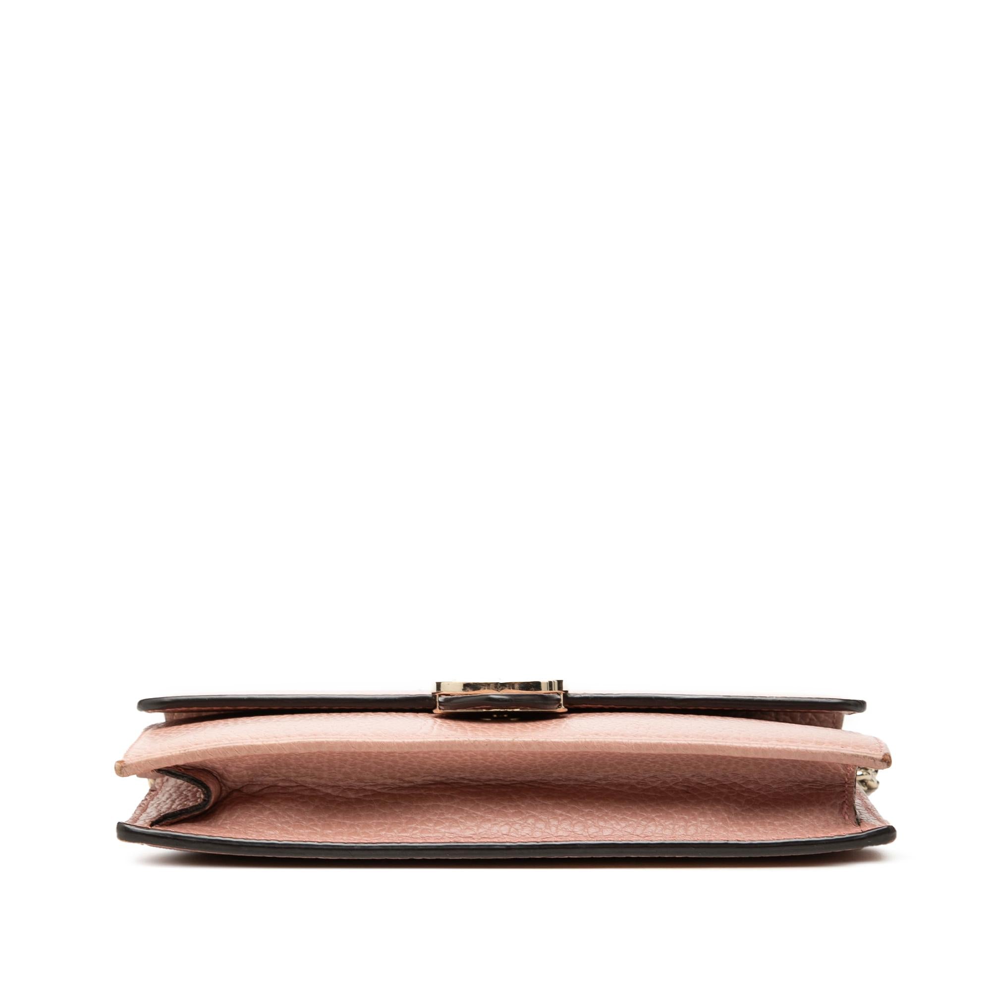 Gucci Dollar Calfskin Interlocking G Wallet on Chain