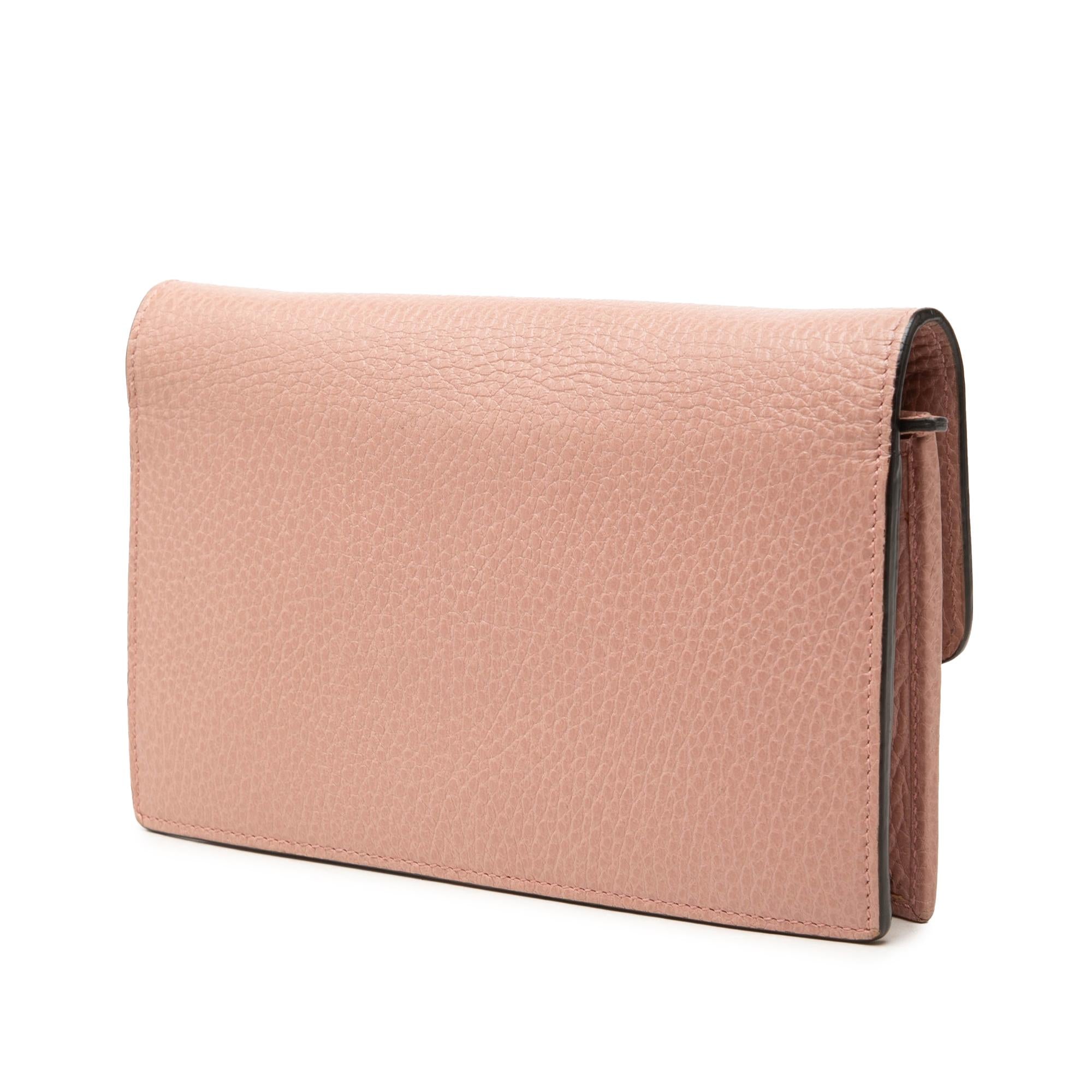 Gucci Dollar Calfskin Interlocking G Wallet on Chain