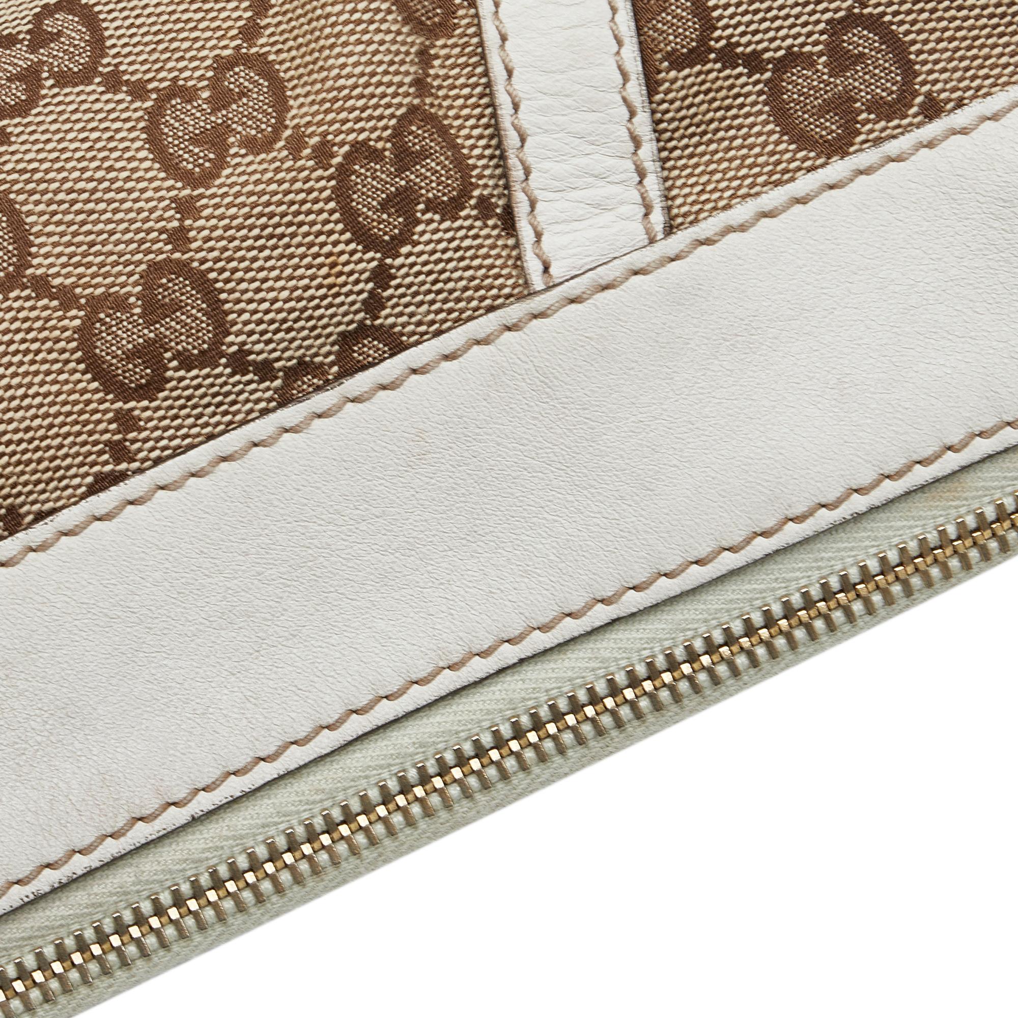 Gucci GG Canvas Abbey D Ring Crossbody Bag (SHG-E8Ihbs)