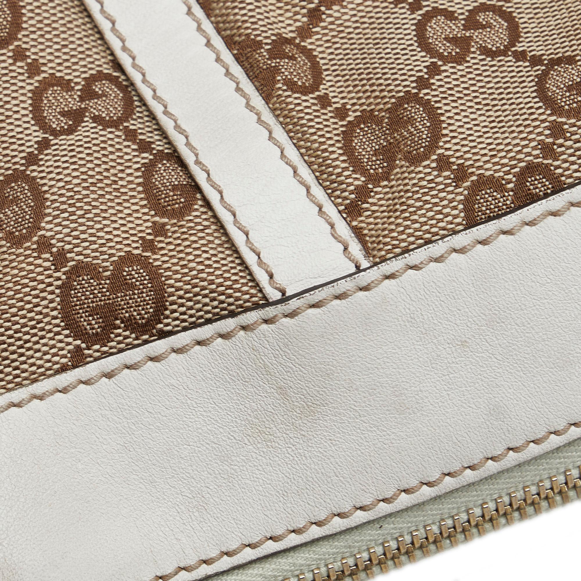 Gucci GG Canvas Abbey D Ring Crossbody Bag (SHG-E8Ihbs)