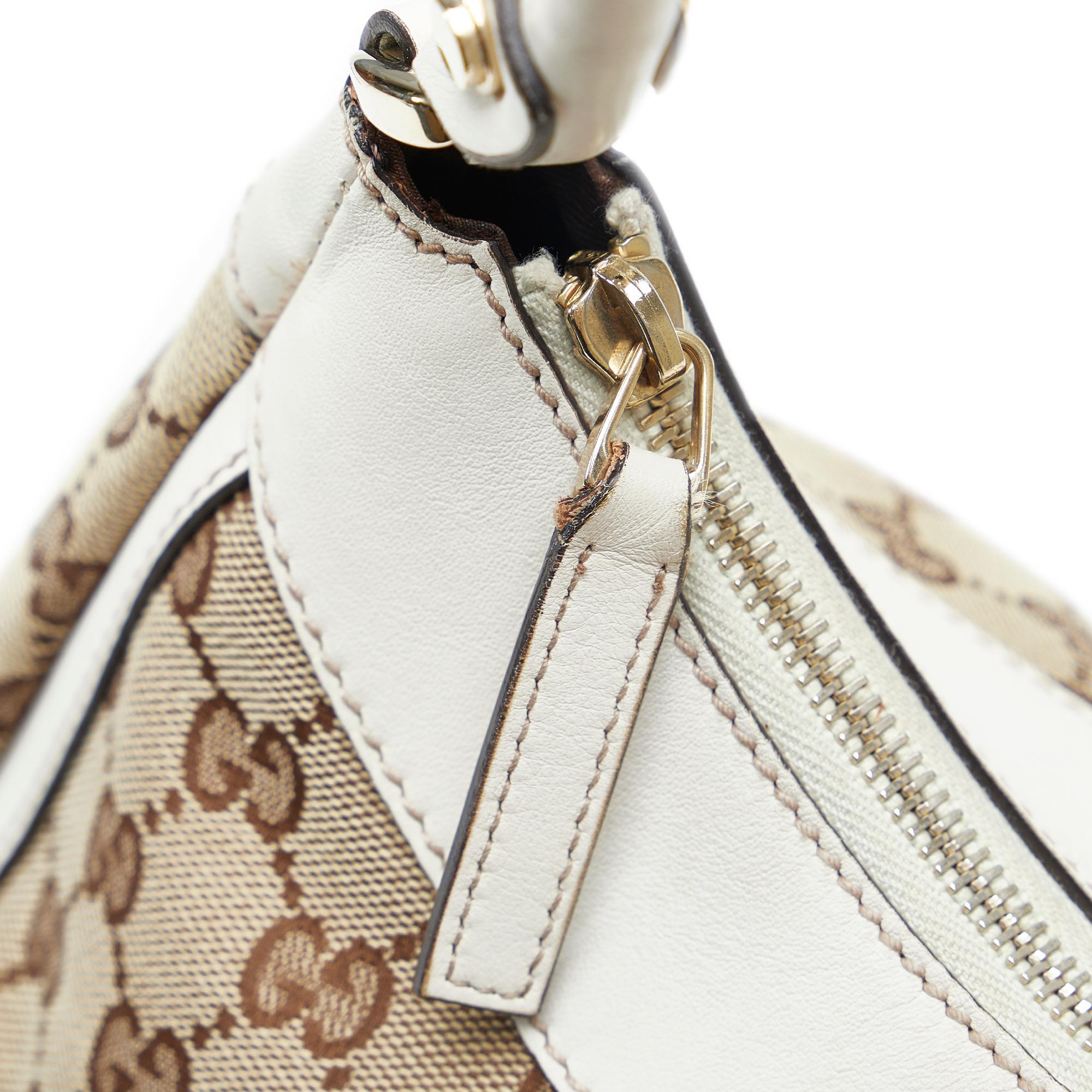 Gucci GG Canvas Abbey D-Ring Handbag (SHG-uQfxrh)