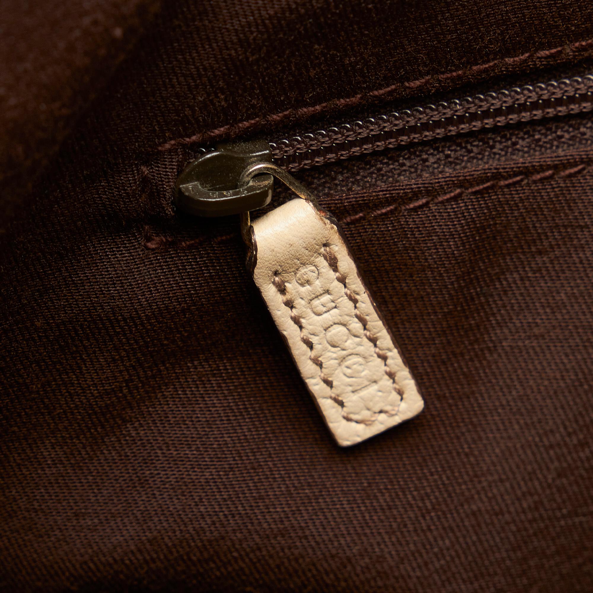 Gucci GG Canvas Abbey D-Ring Tote Bag (SHG-5HkU7J)