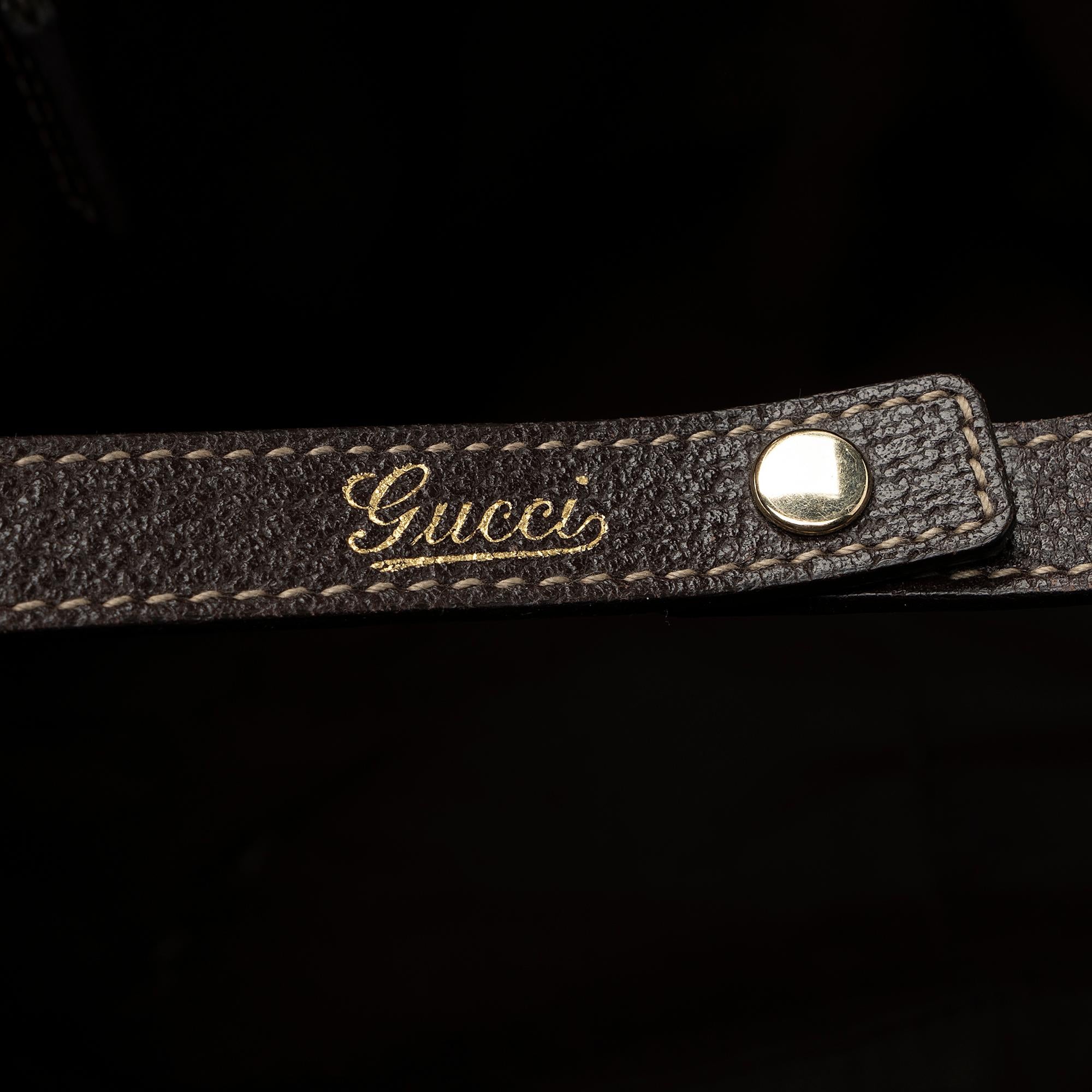 Gucci GG Canvas Abbey Medium Shoulder Bag (SHF-FVPq0K)