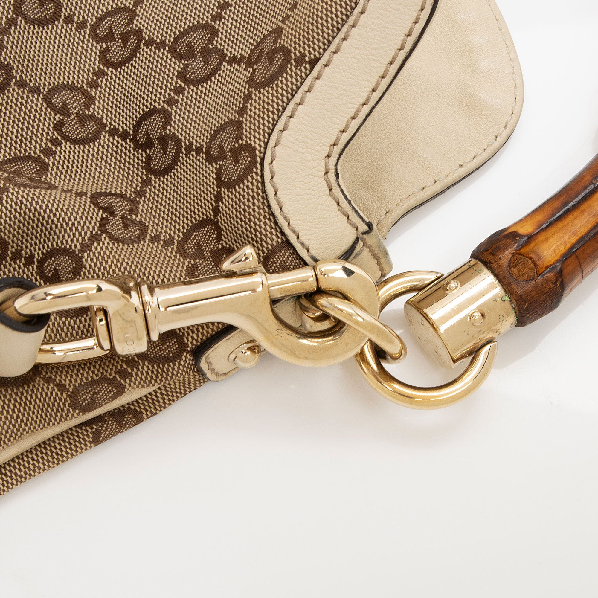 Gucci GG Canvas Bamboo Peggy Shoulder Bag (SHF-Ygbm96)