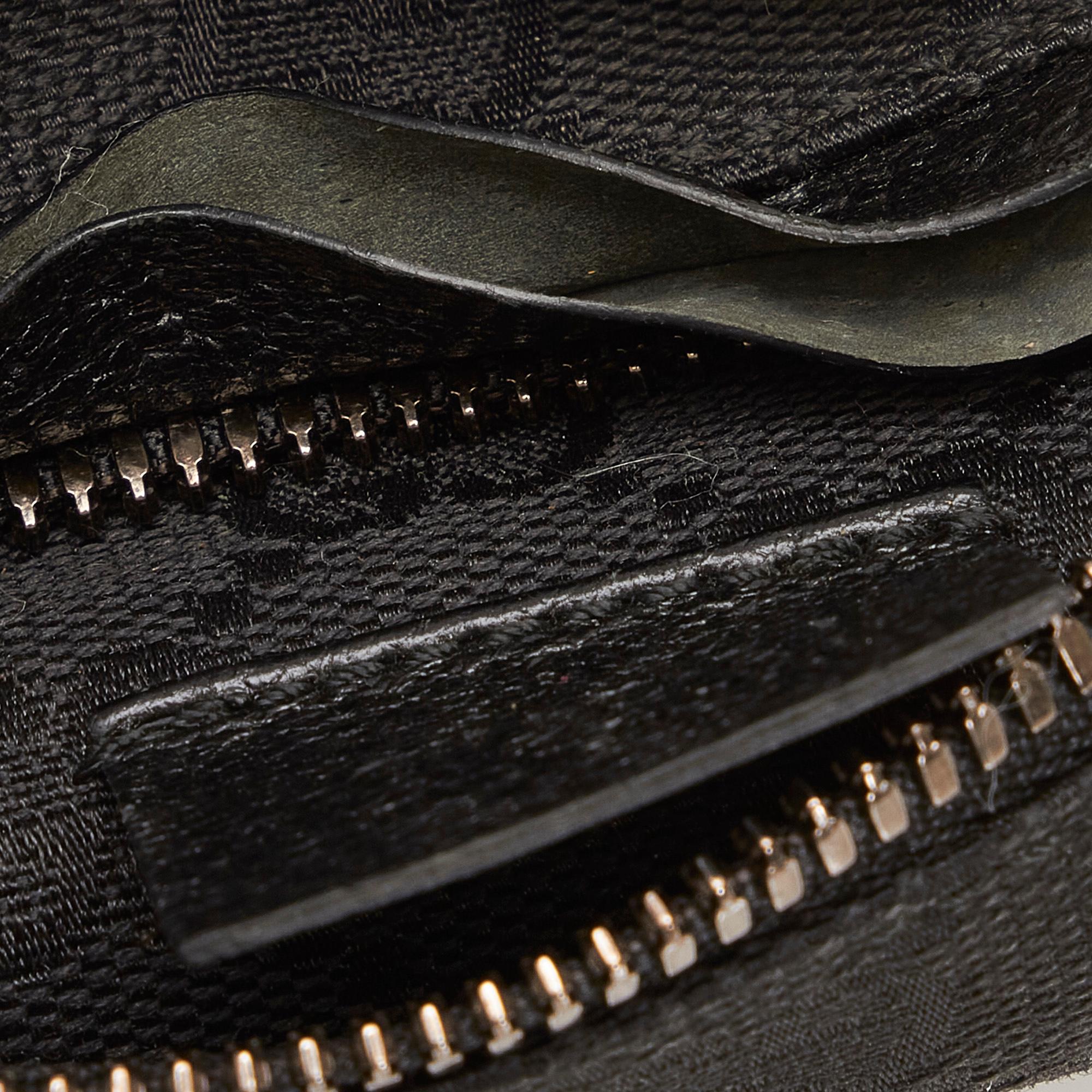 Gucci GG Canvas Belt Bag (SHG-GLFGvx)