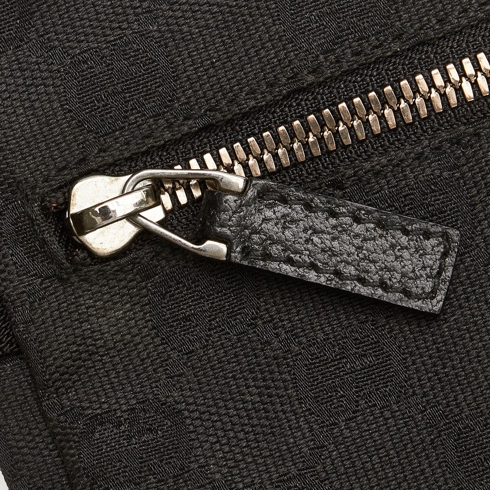 Gucci GG Canvas Belt Bag (SHG-GLFGvx)