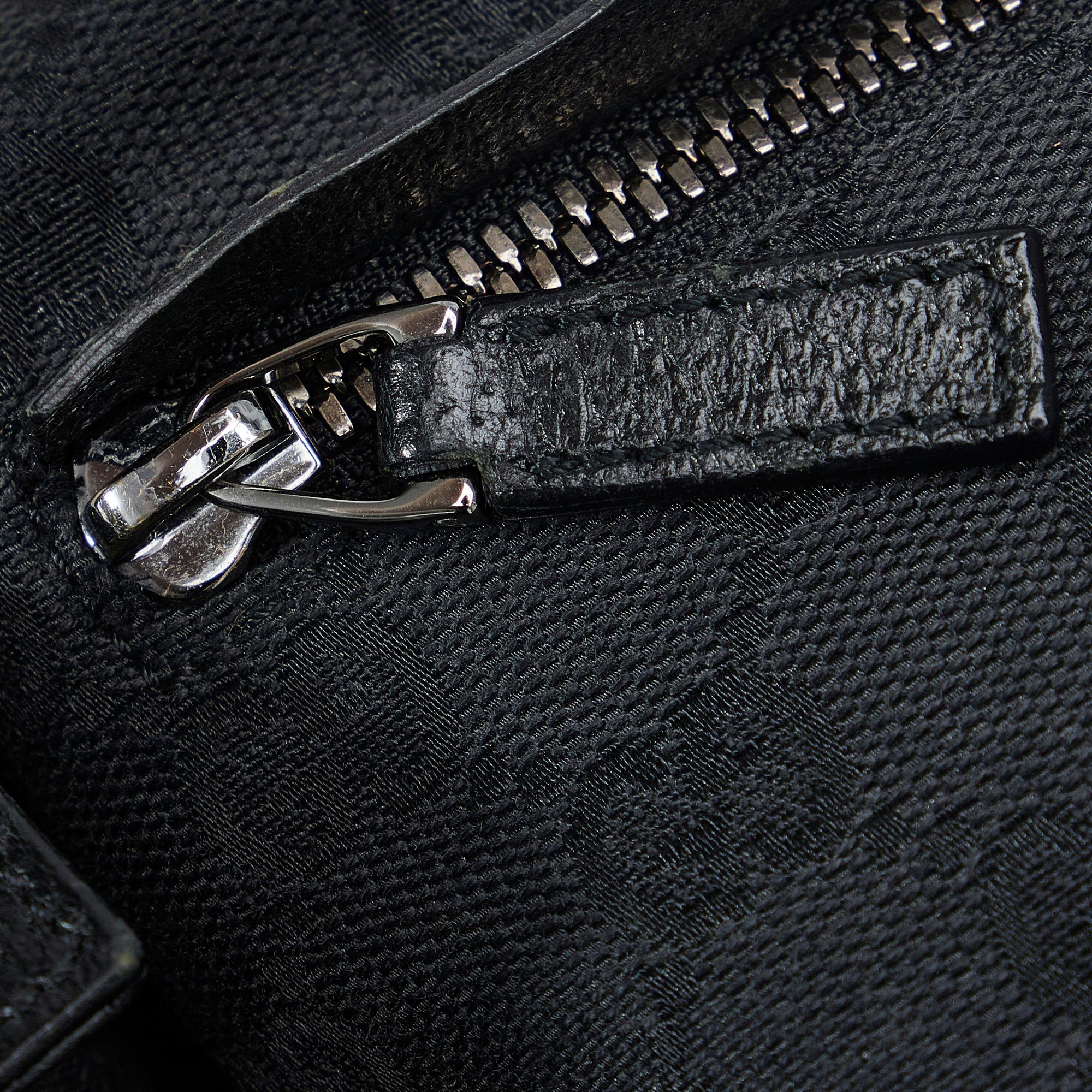 Gucci GG Canvas Belt Bag (SHG-3jZ8nl)